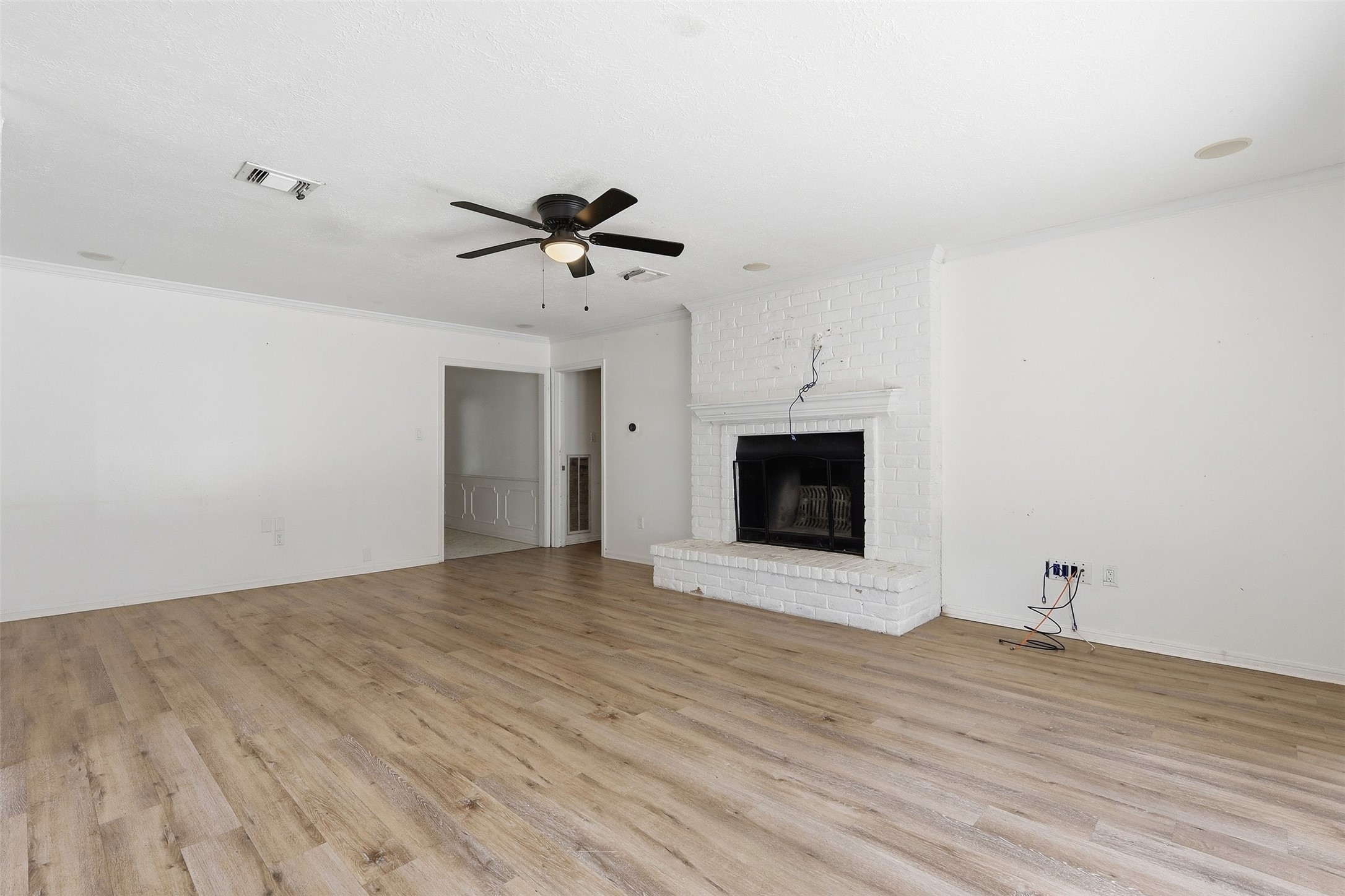 341 Dawn Hill Drive Property Photo 4