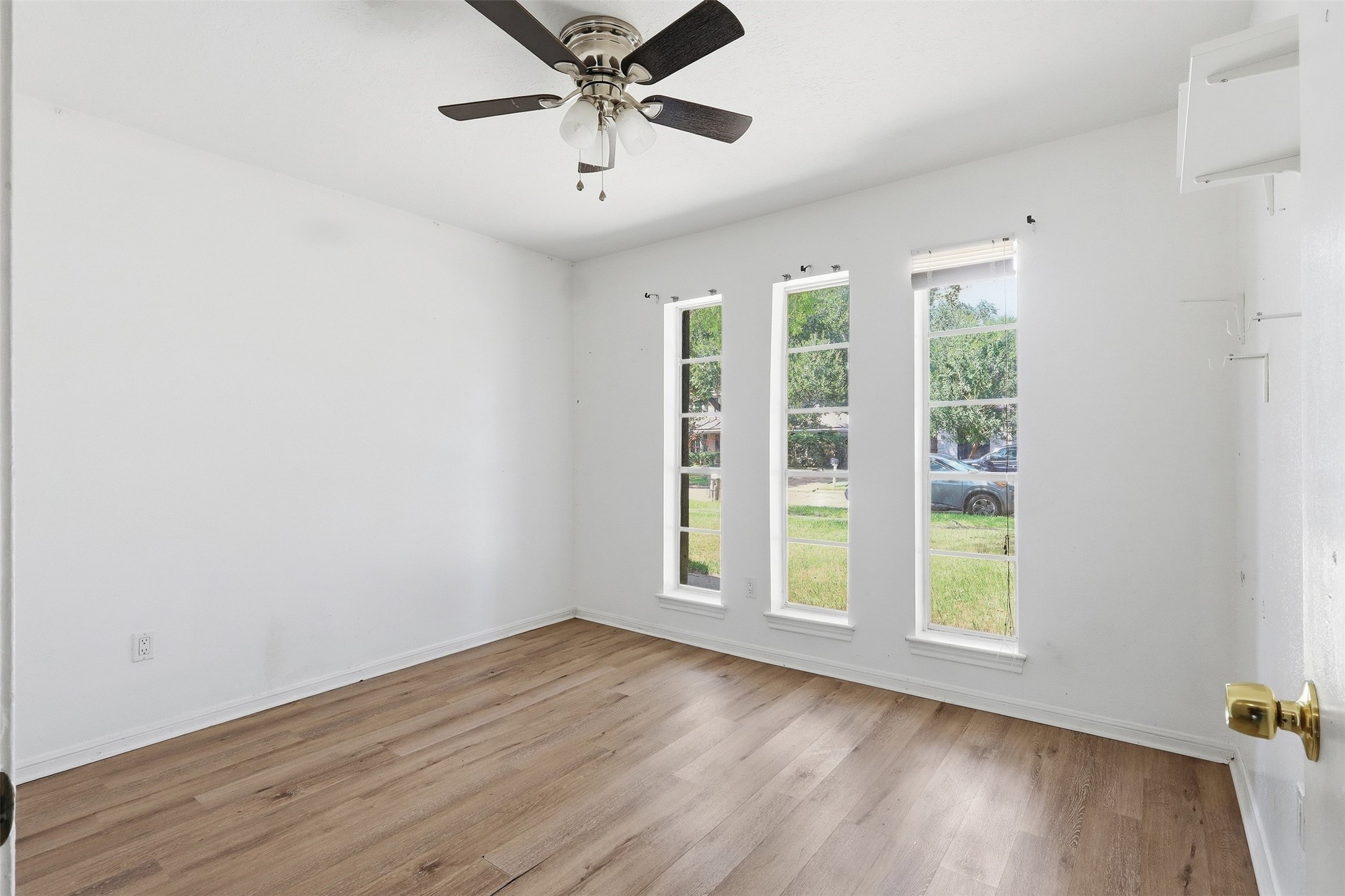 341 Dawn Hill Drive Property Photo 15
