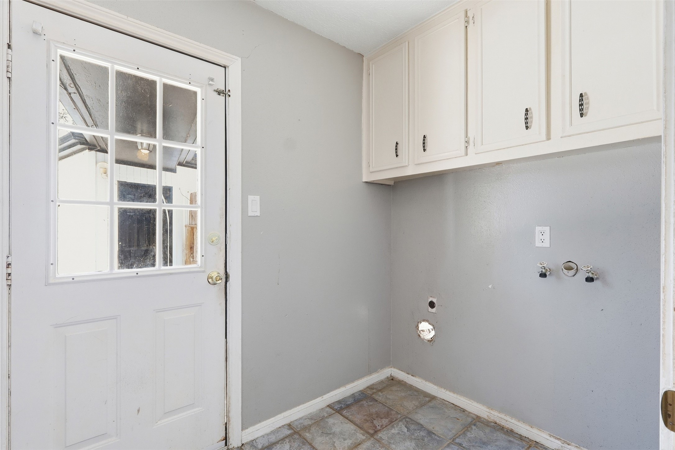 341 Dawn Hill Drive Property Photo 23