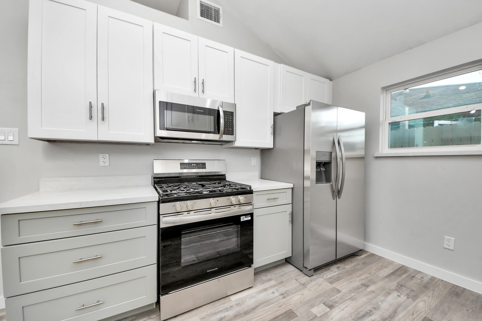 6201 Batterson Street Property Photo 15