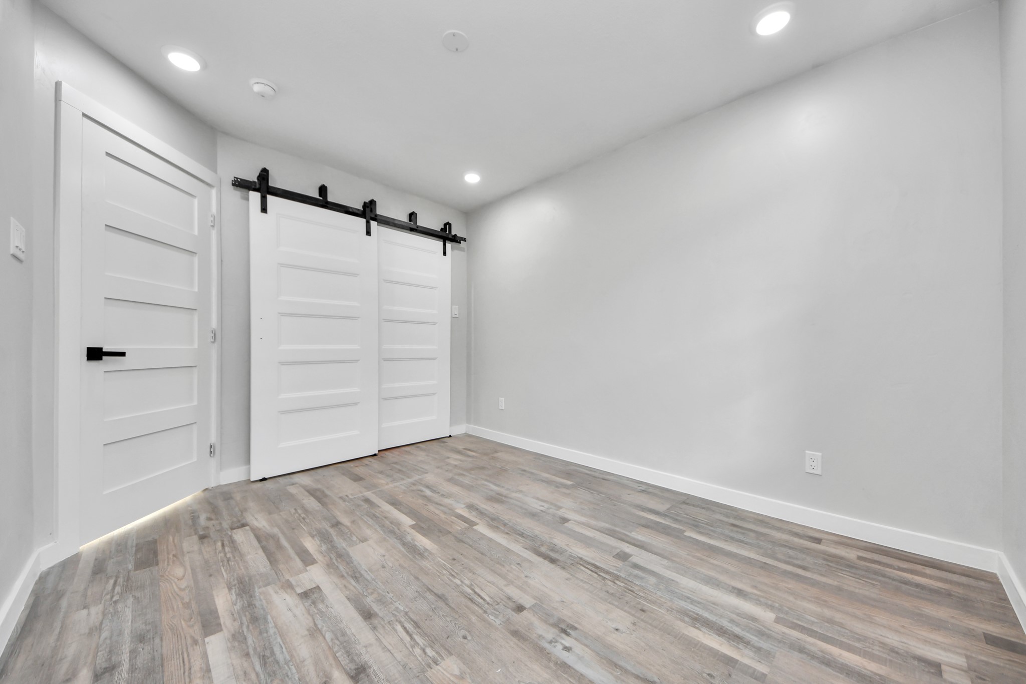 6201 Batterson Street Property Photo 18