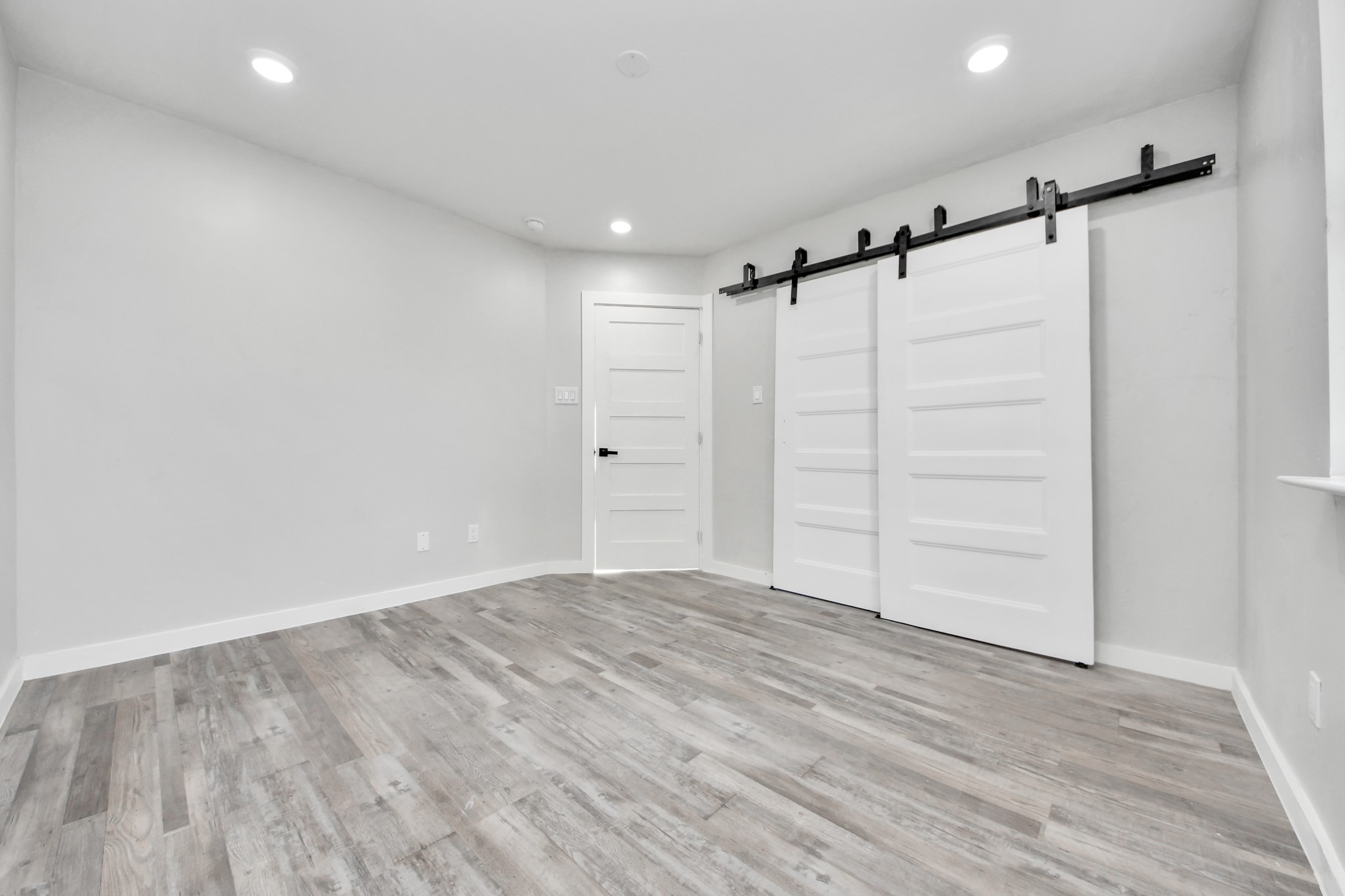 6201 Batterson Street Property Photo 21