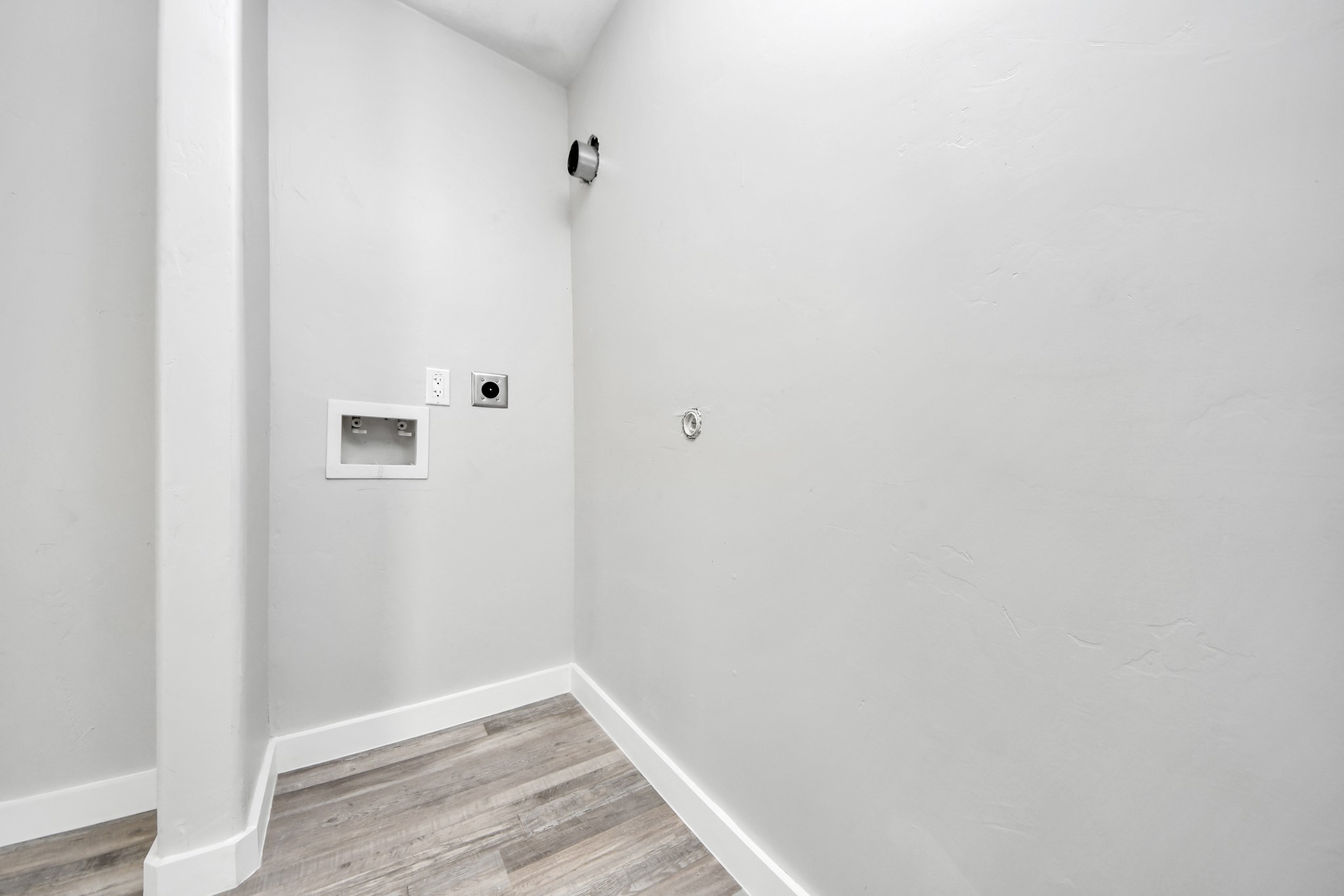 6201 Batterson Street Property Photo 22