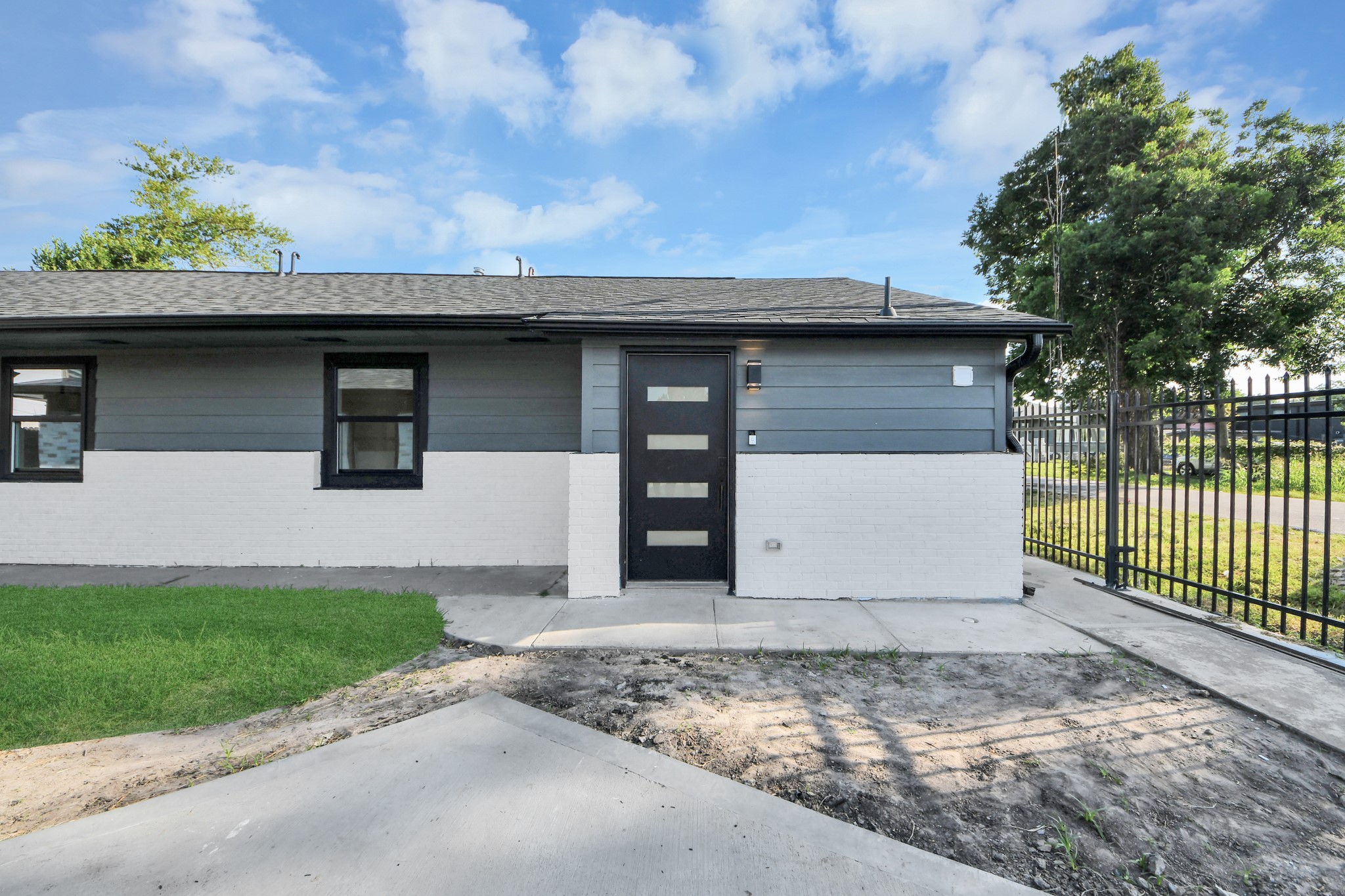 6201 Batterson Street Property Photo 23