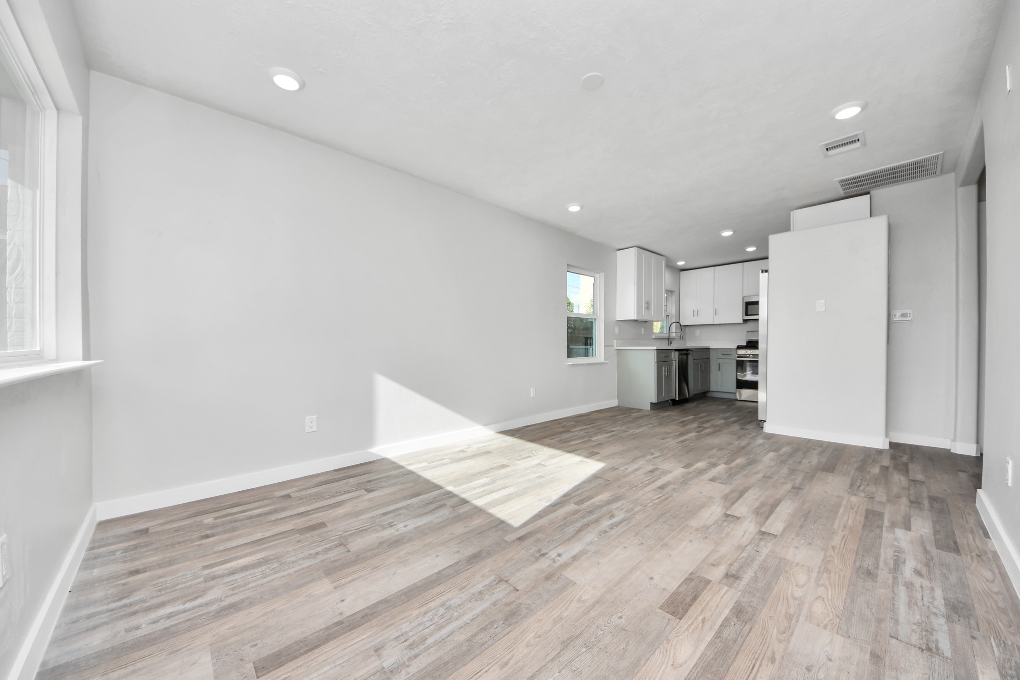 6201 Batterson Street Property Photo 37