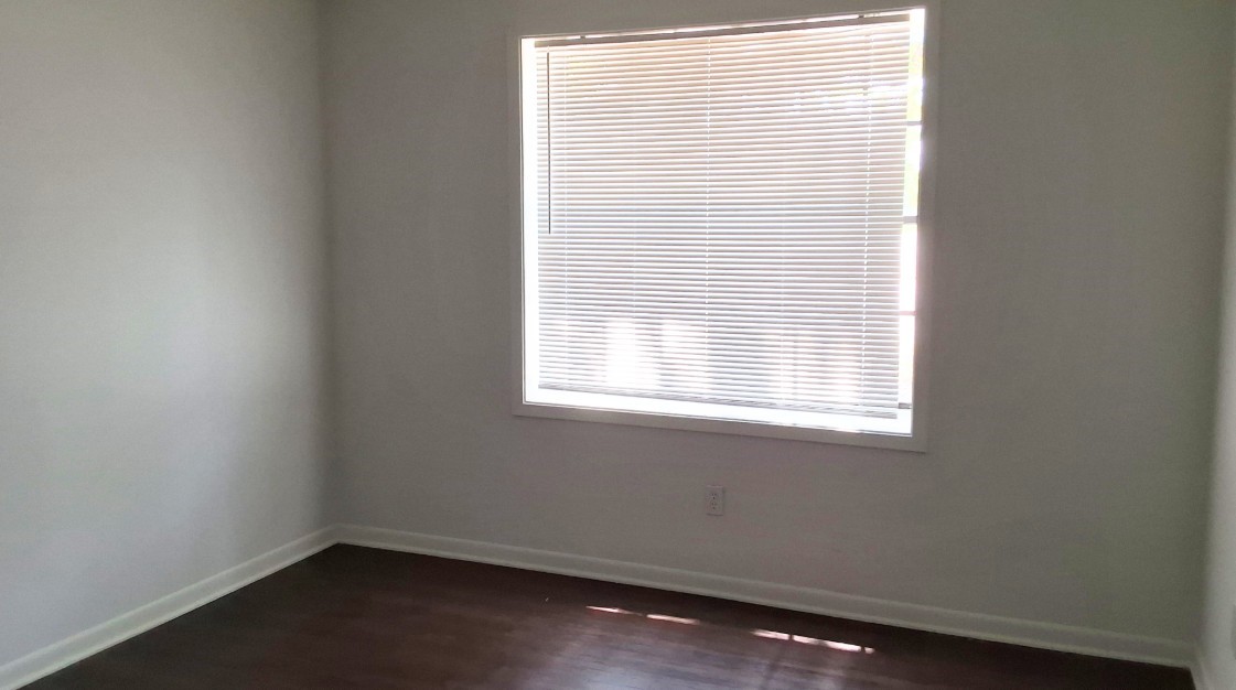 629 W Ridge Drive Property Photo 2