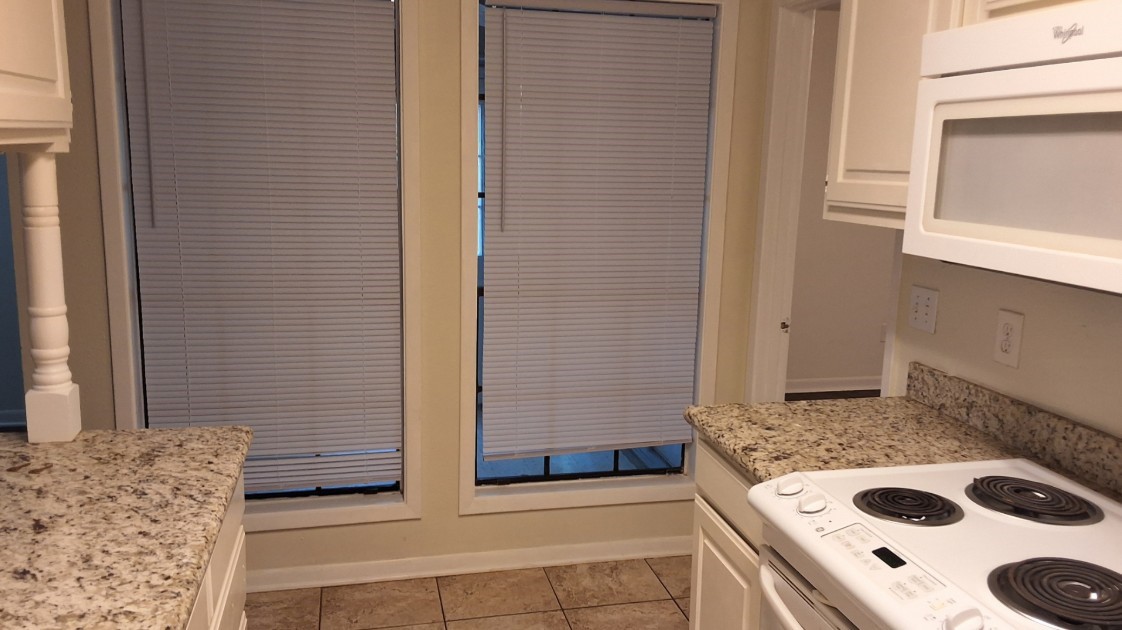 629 W Ridge Drive Property Photo 7