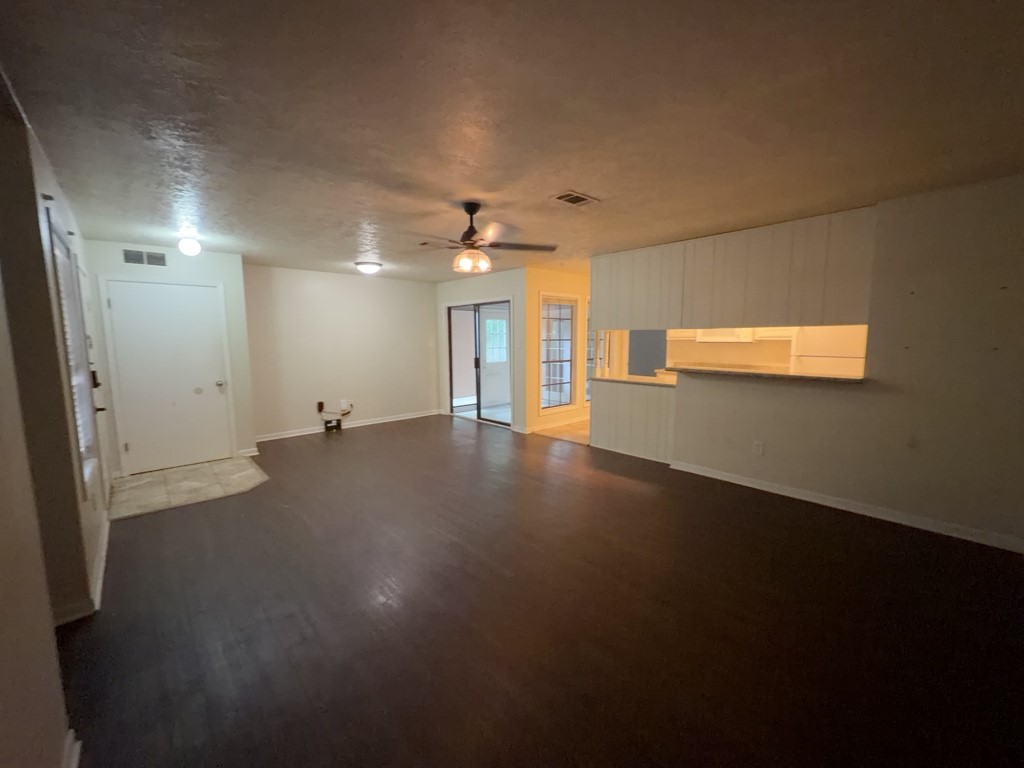 629 W Ridge Drive Property Photo 12