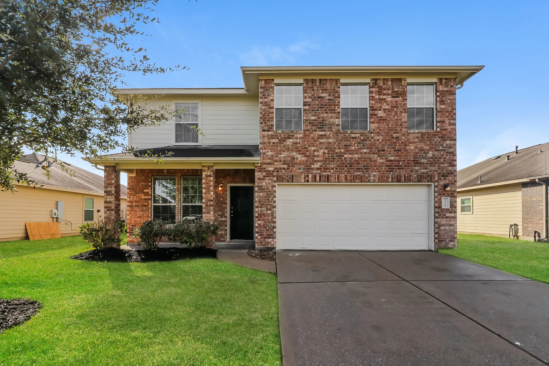 2615 Verano Drive Property Photo 1