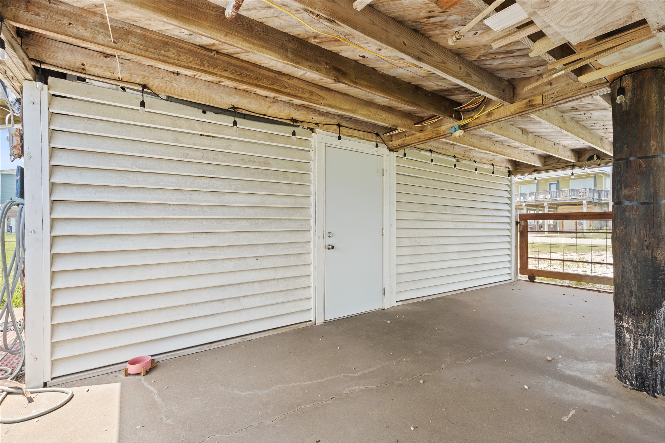 223 Coral Court Property Photo 25