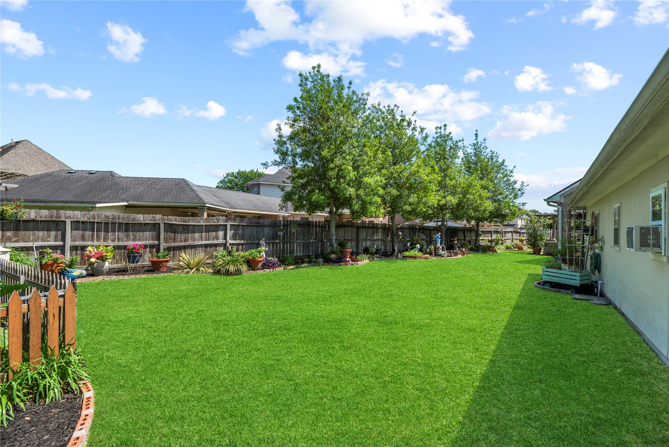 8106 Hollowhaven Court Property Photo 36