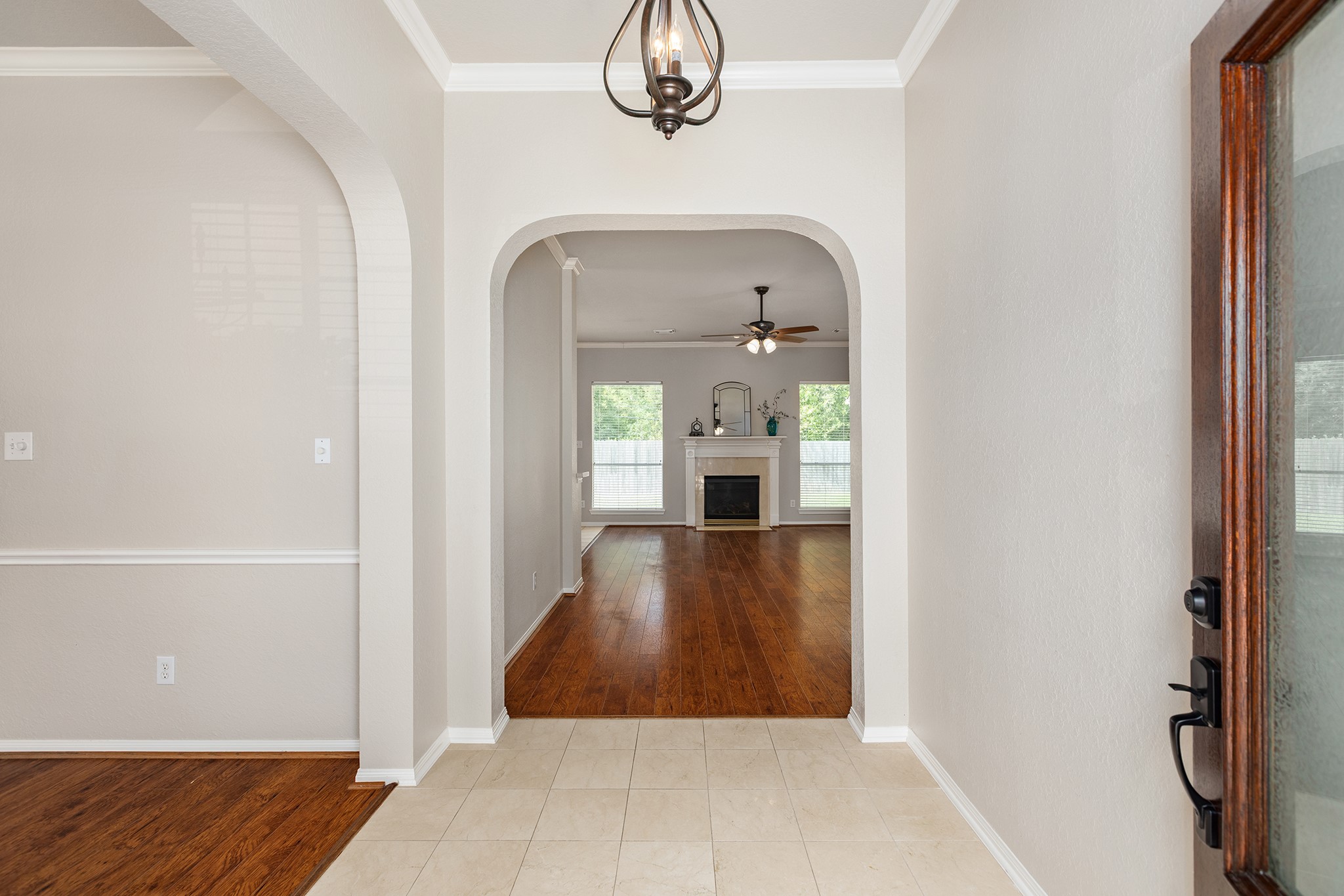 14618 Kings Head Drive Property Photo 3
