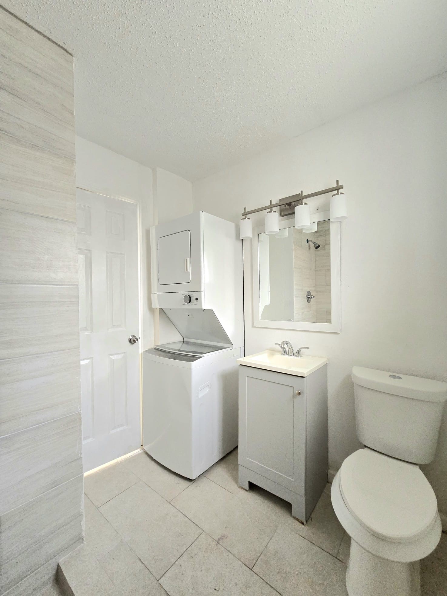 3843 Mount Pleasant St Property Photo 5