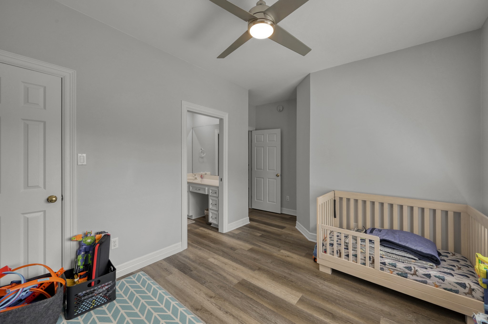 15249 Saddlewood Drive Property Photo 35