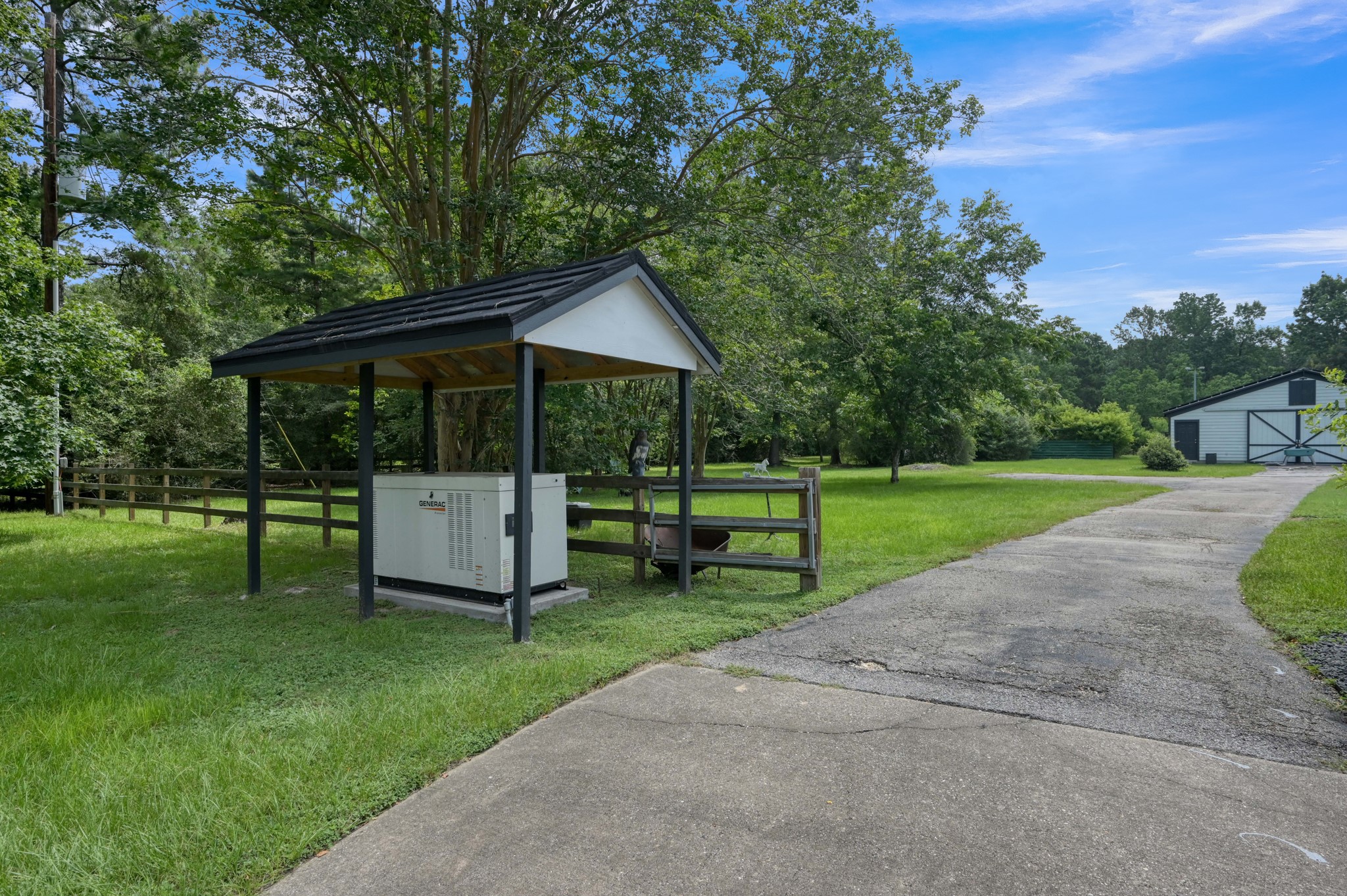 15249 Saddlewood Drive Property Photo 40