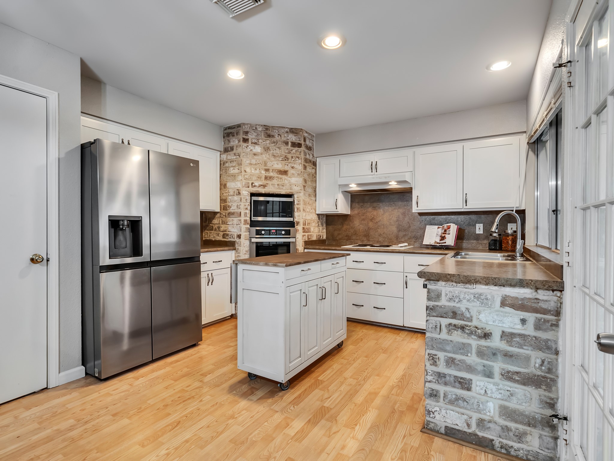 14310 Locke Lane Property Photo 17