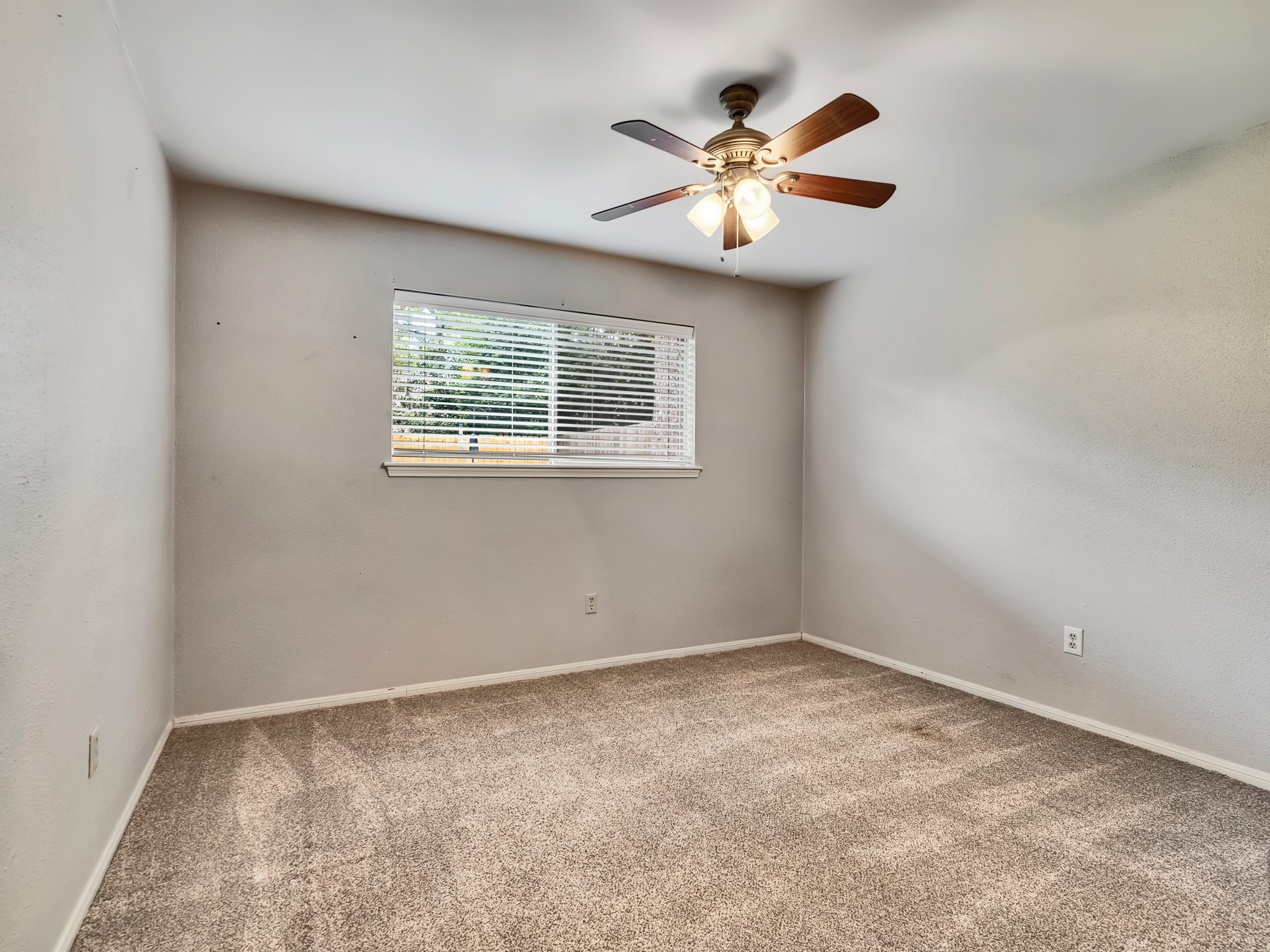 14310 Locke Lane Property Photo 33
