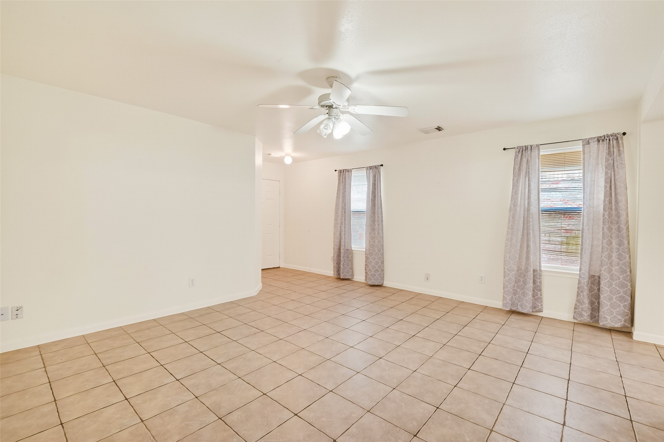 10426 Briar Patch Street Property Photo 9
