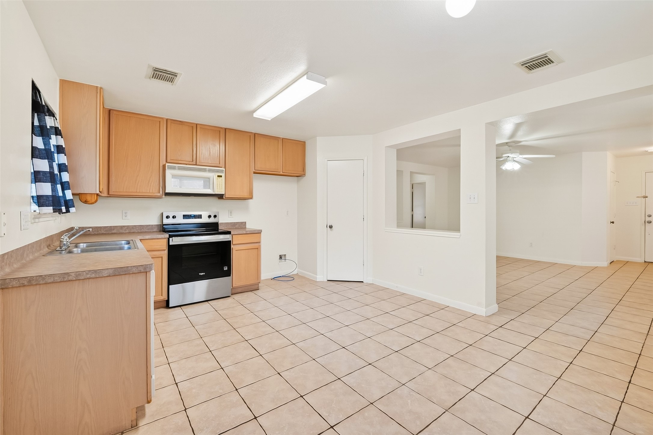 10426 Briar Patch Street Property Photo 11