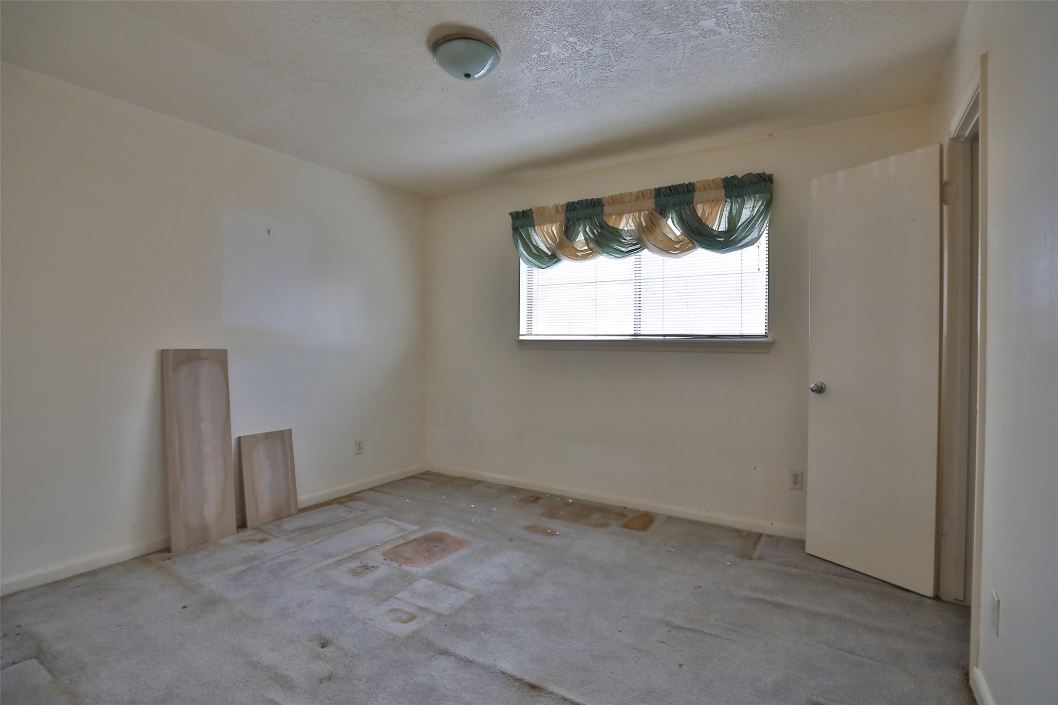 15407 Empanada Drive Property Photo 7
