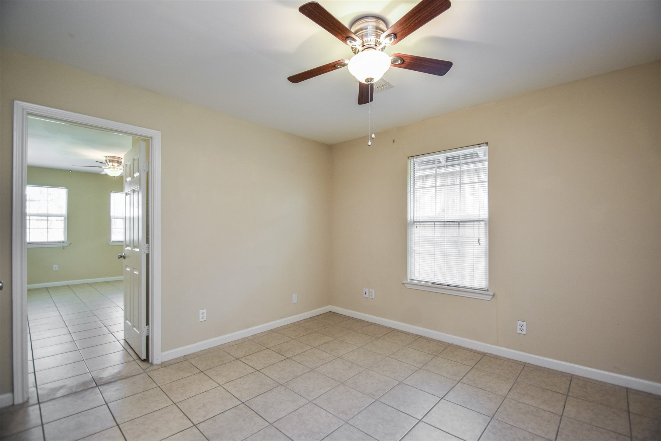 6430 Saxet Street Property Photo 17