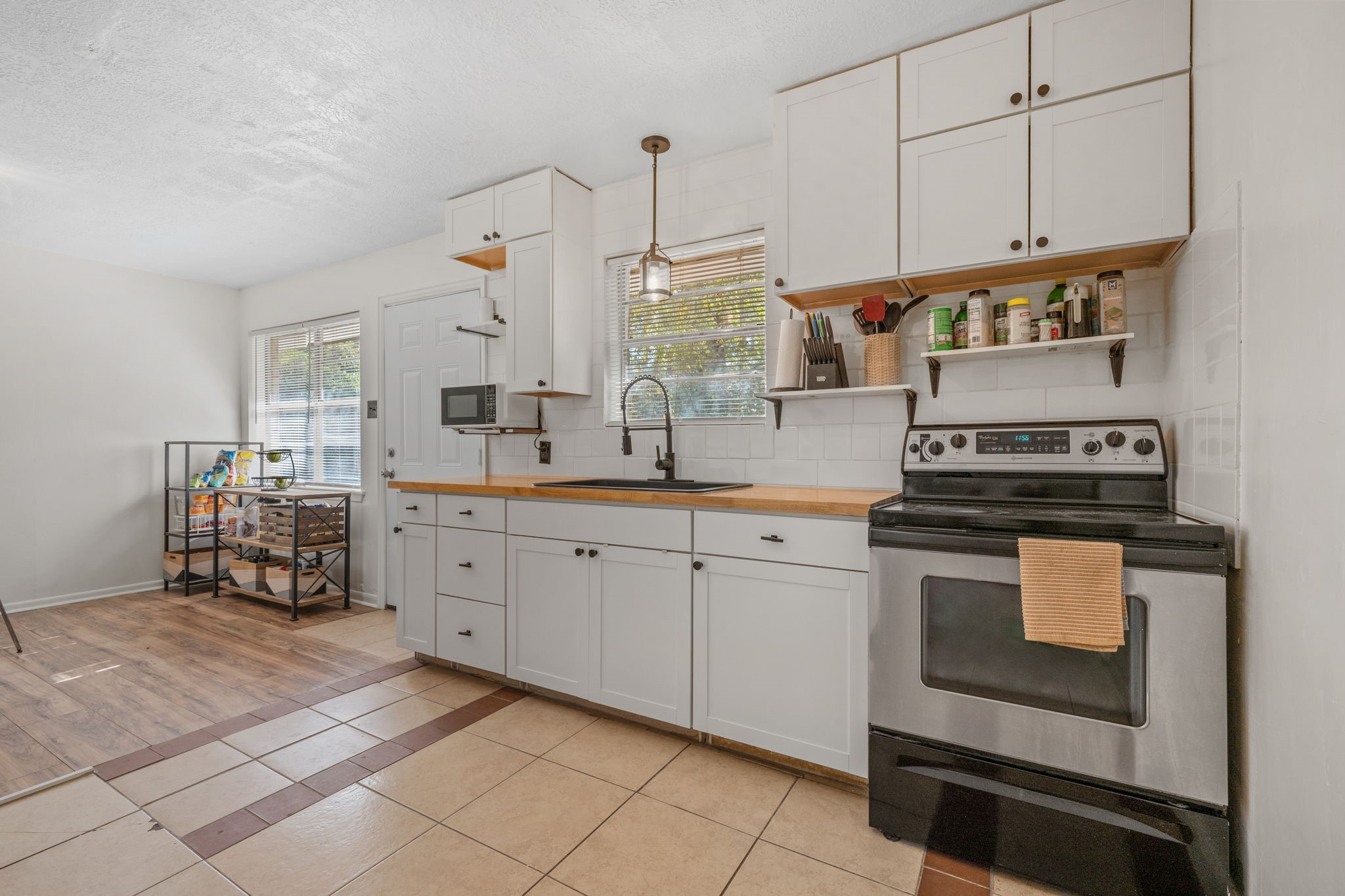6470 Fm 356 Property Photo 12