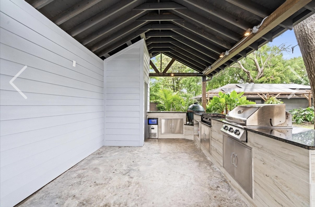 2108 Chimney Rock Road Property Photo 4
