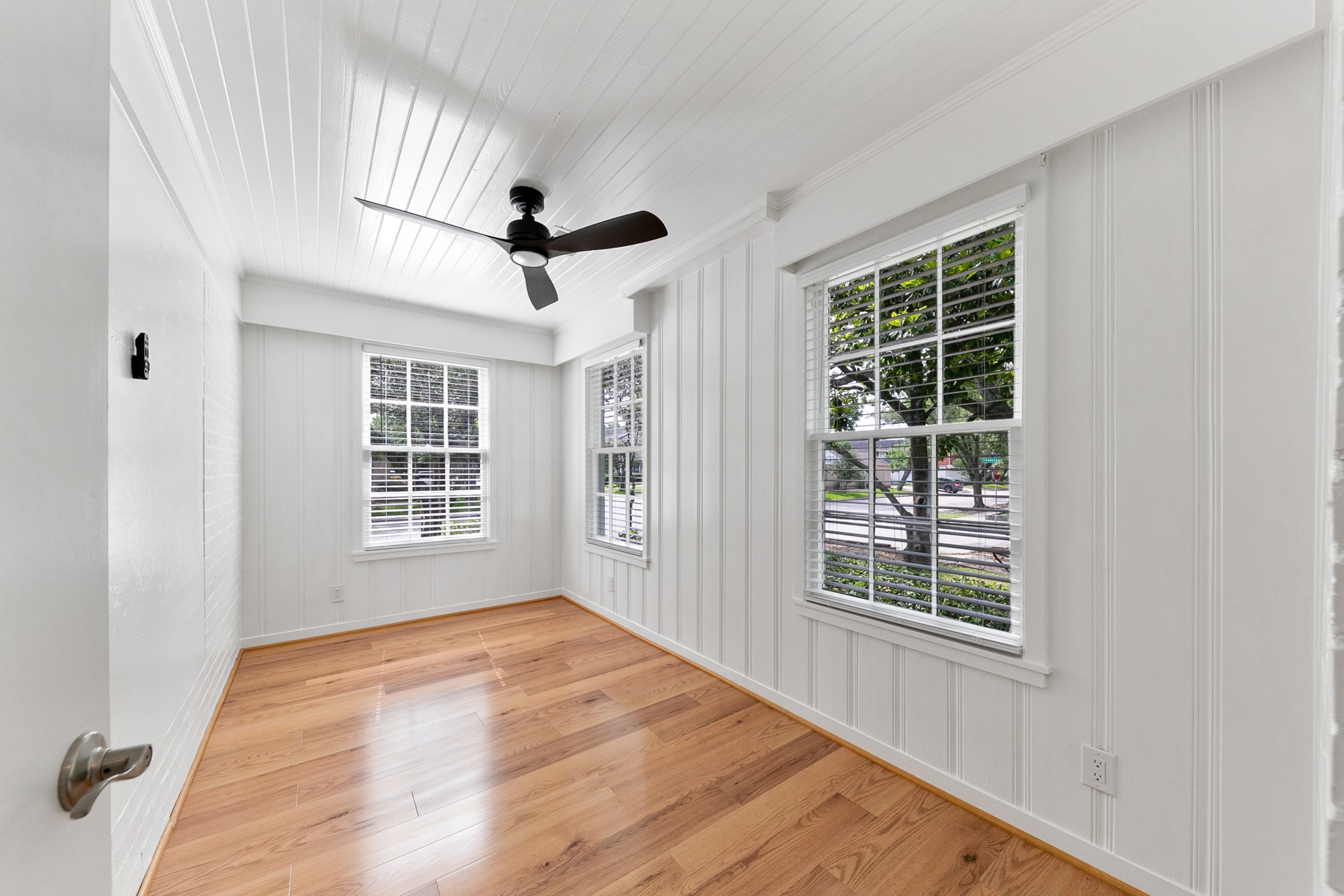 2302 Shakespeare Street Property Photo 10