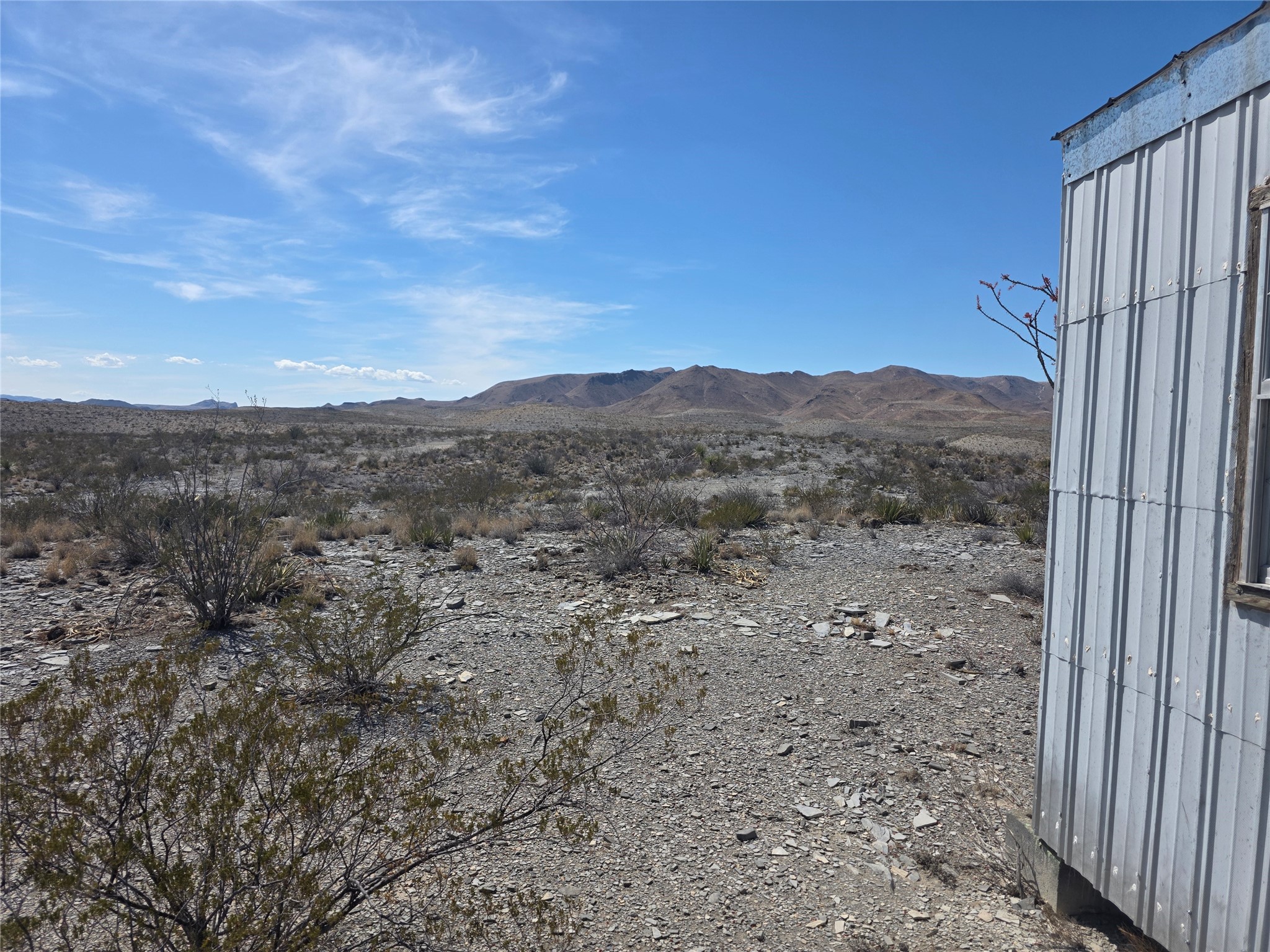 00000 Bob Cat Property Photo 17