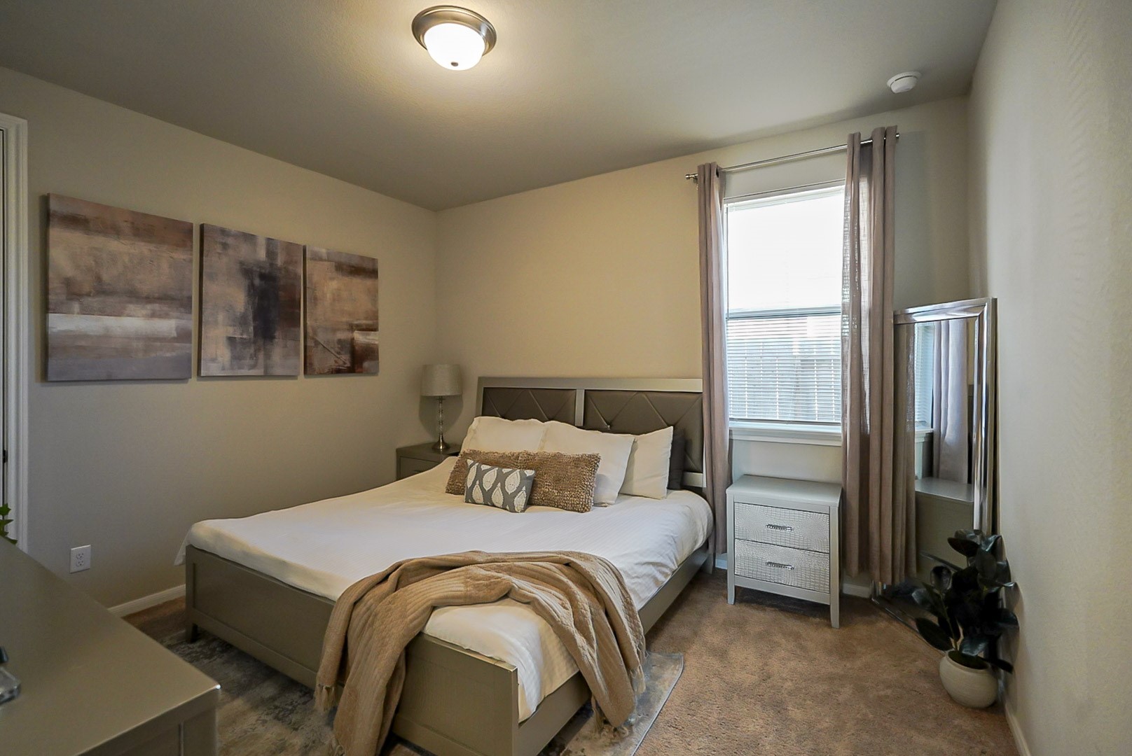 8203 Longear Lane Property Photo 15