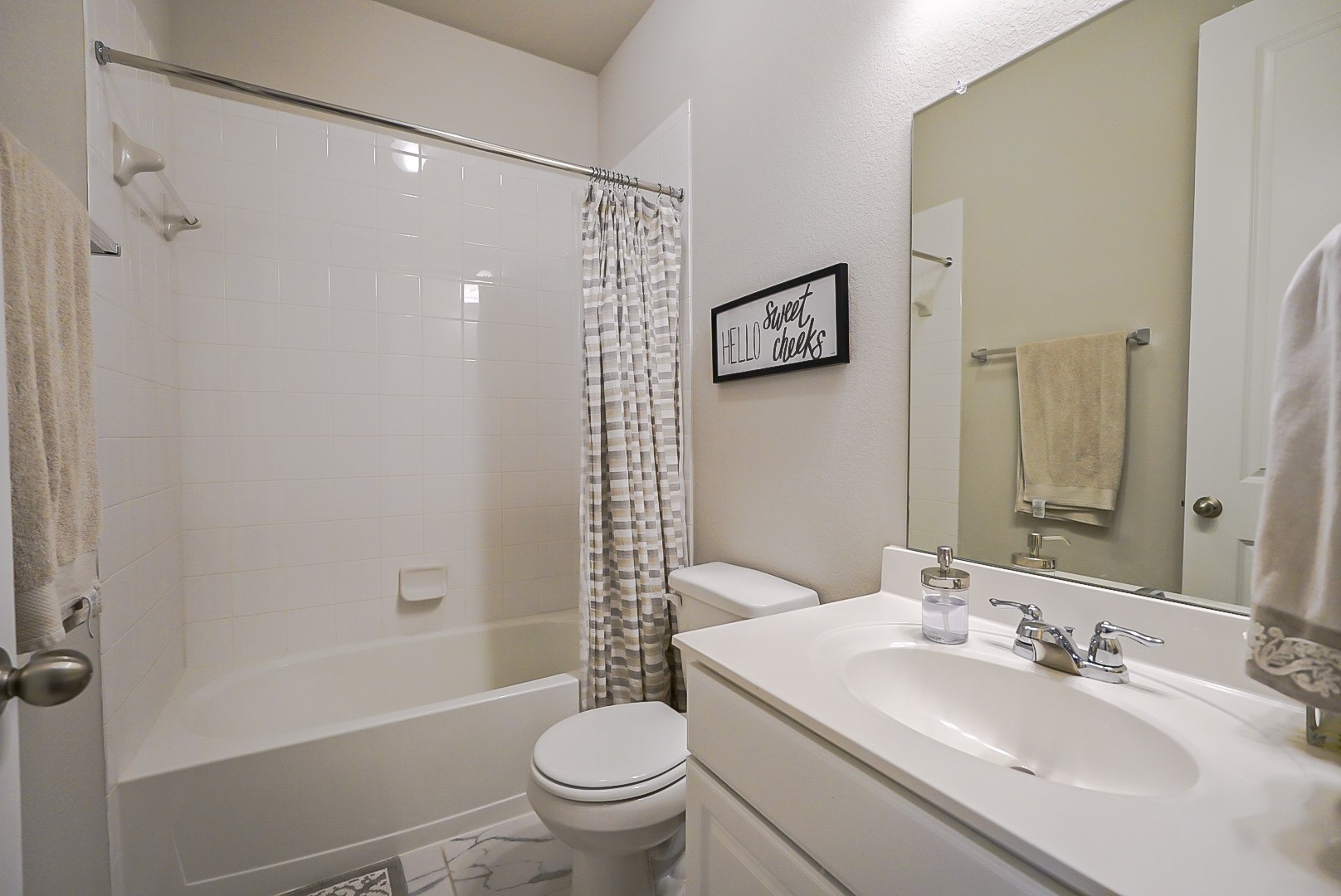 8203 Longear Lane Property Photo 17