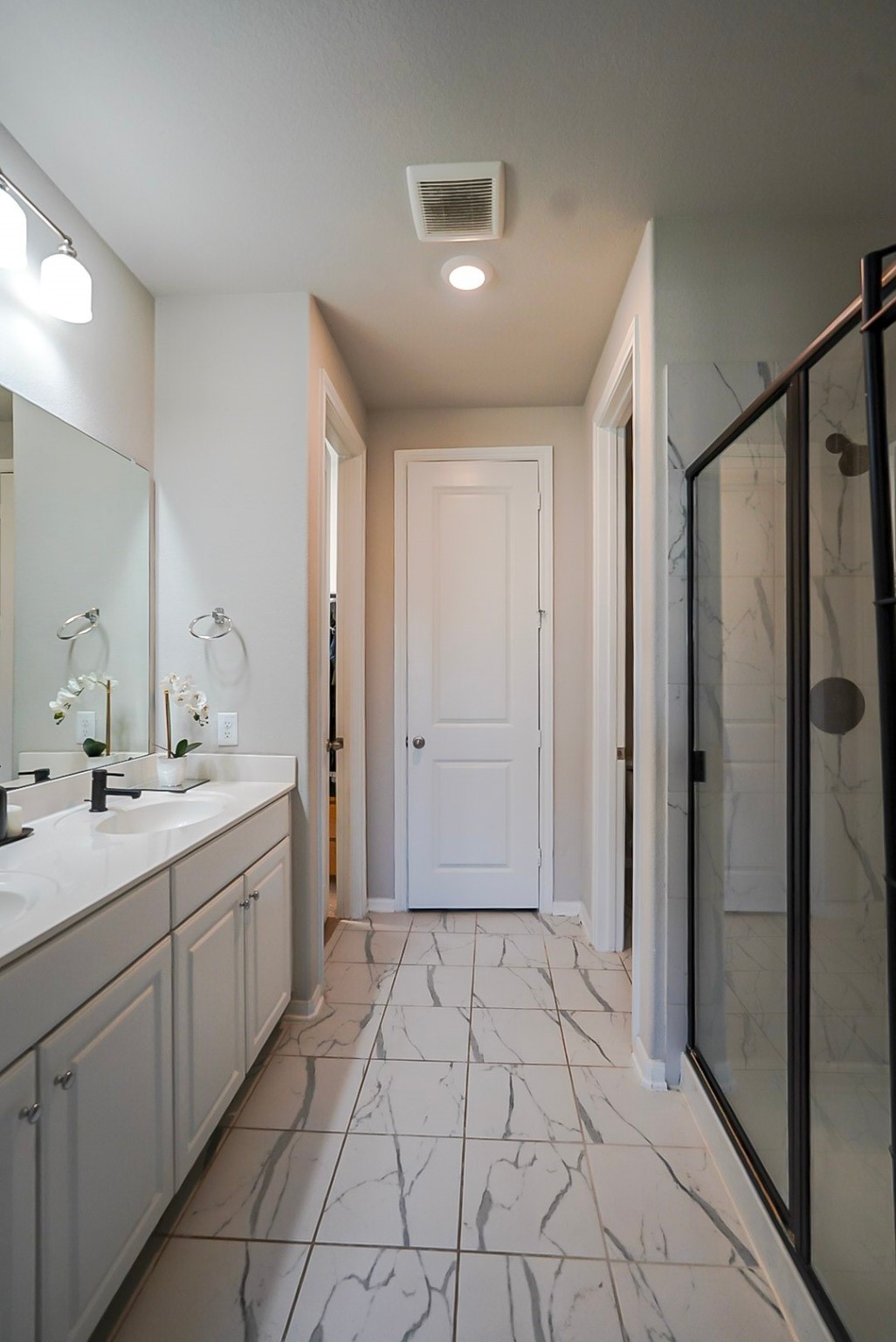 8203 Longear Lane Property Photo 36