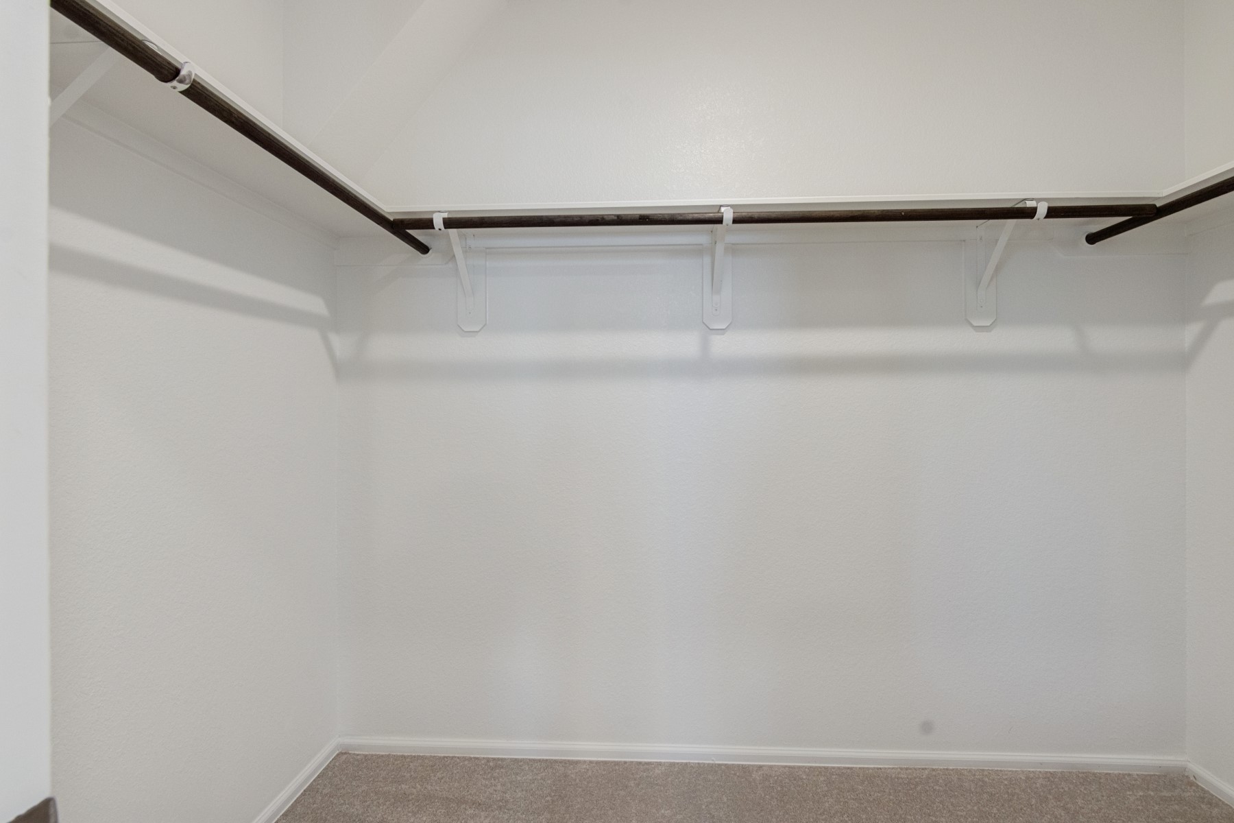 1950 Barrett Gables Drive Property Photo 16