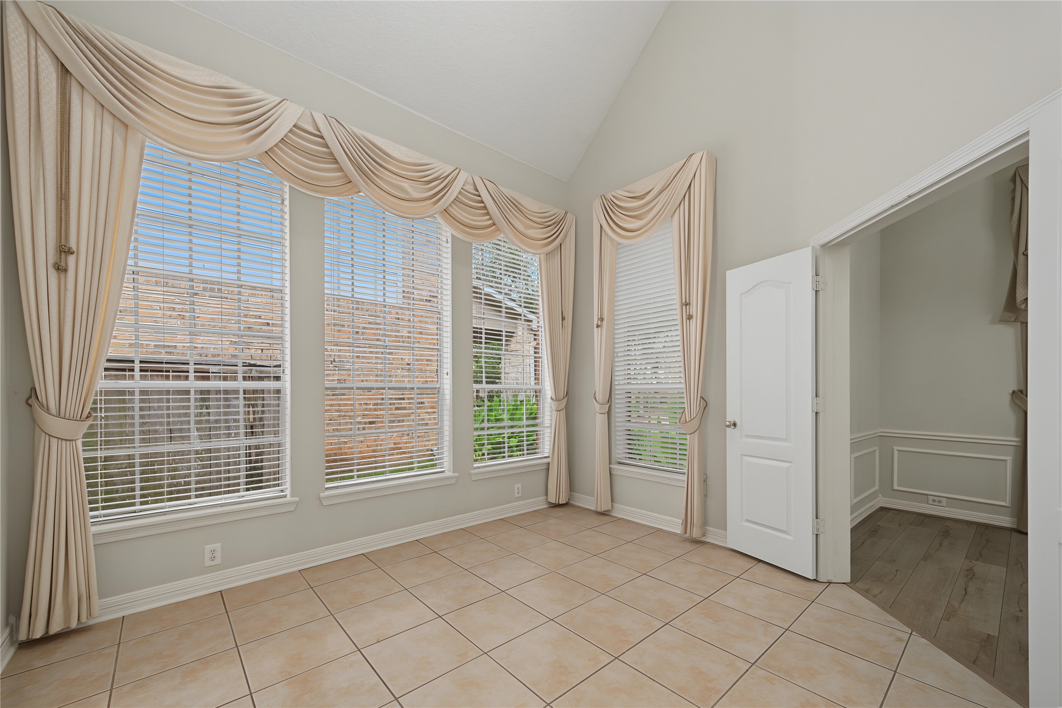 5807 Bayberry Way Property Photo 8
