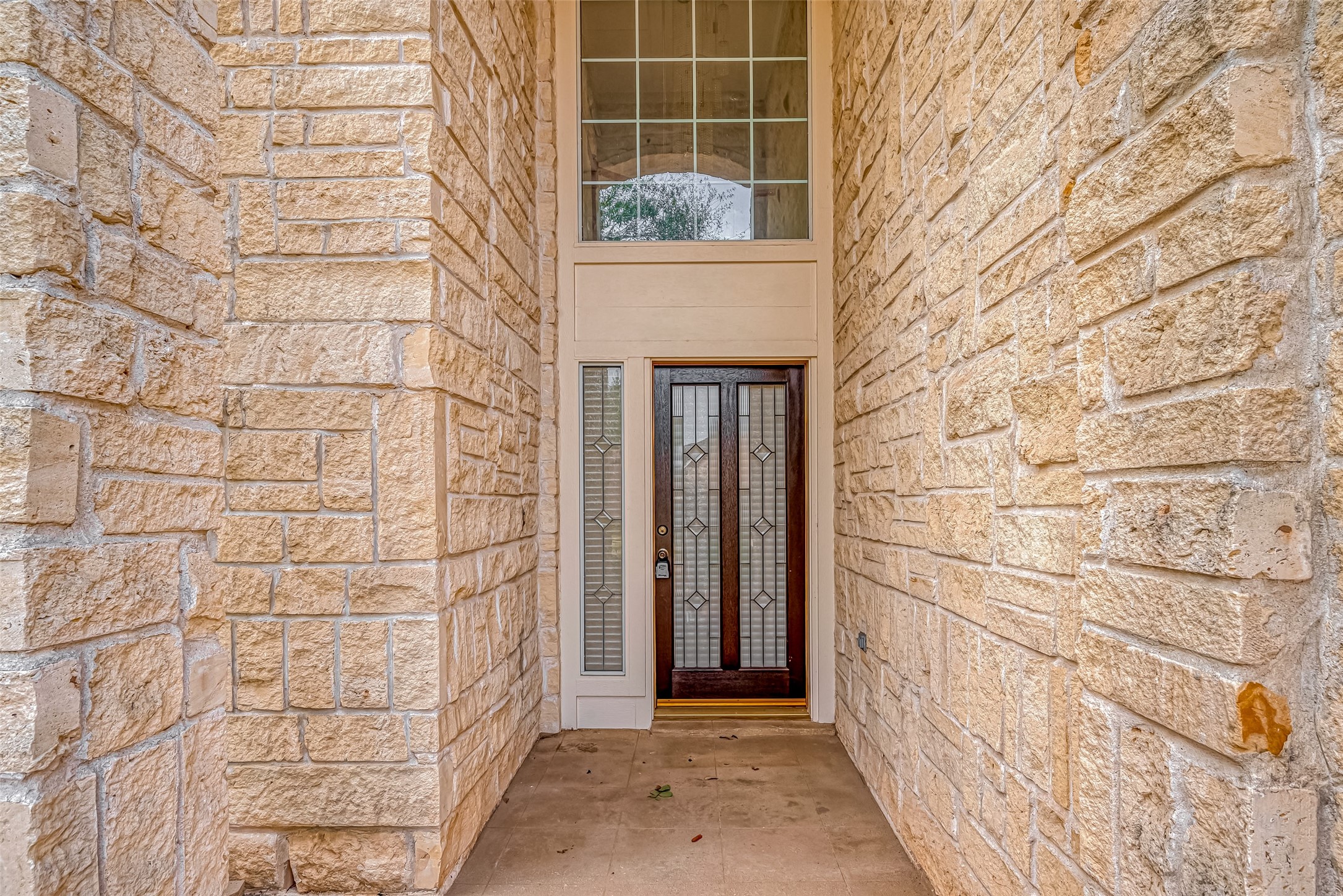 14314 Jaubert Court Property Photo 5