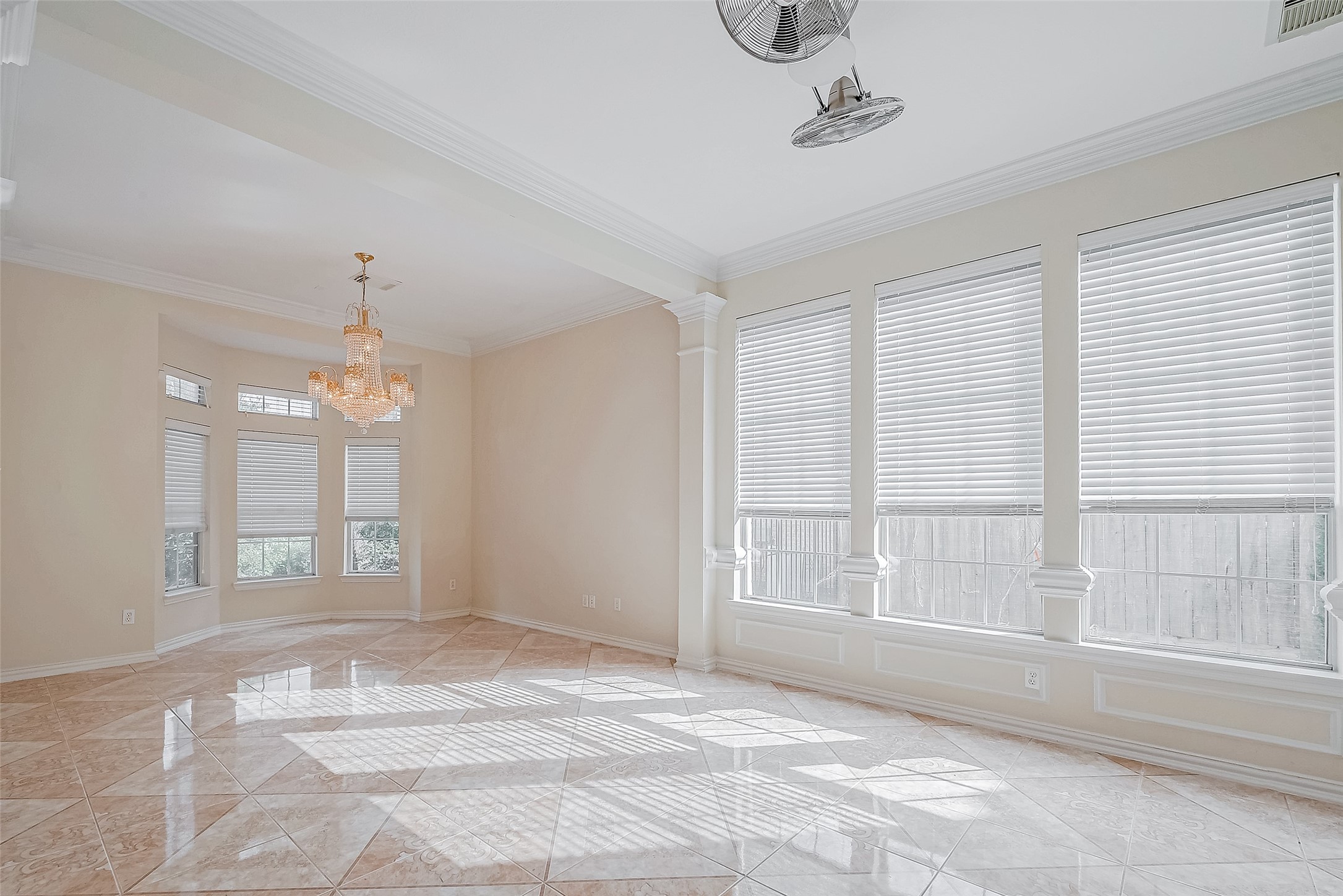 14314 Jaubert Court Property Photo 6