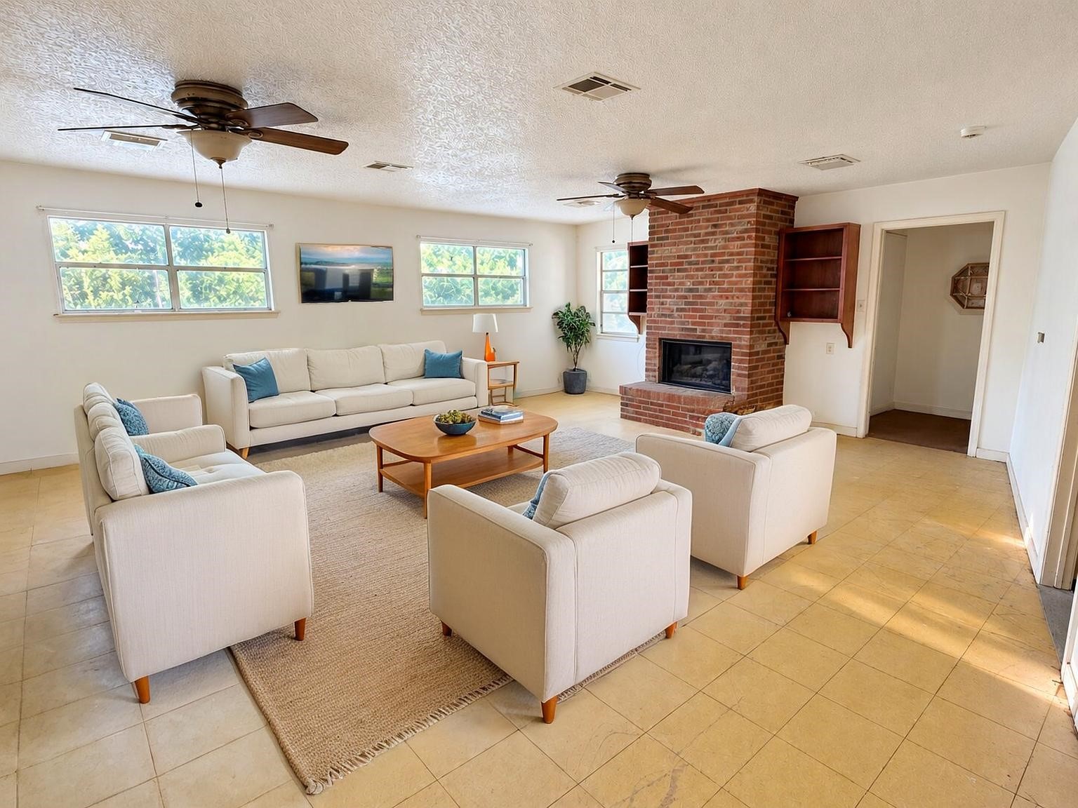 1510 24th Street Property Photo 2