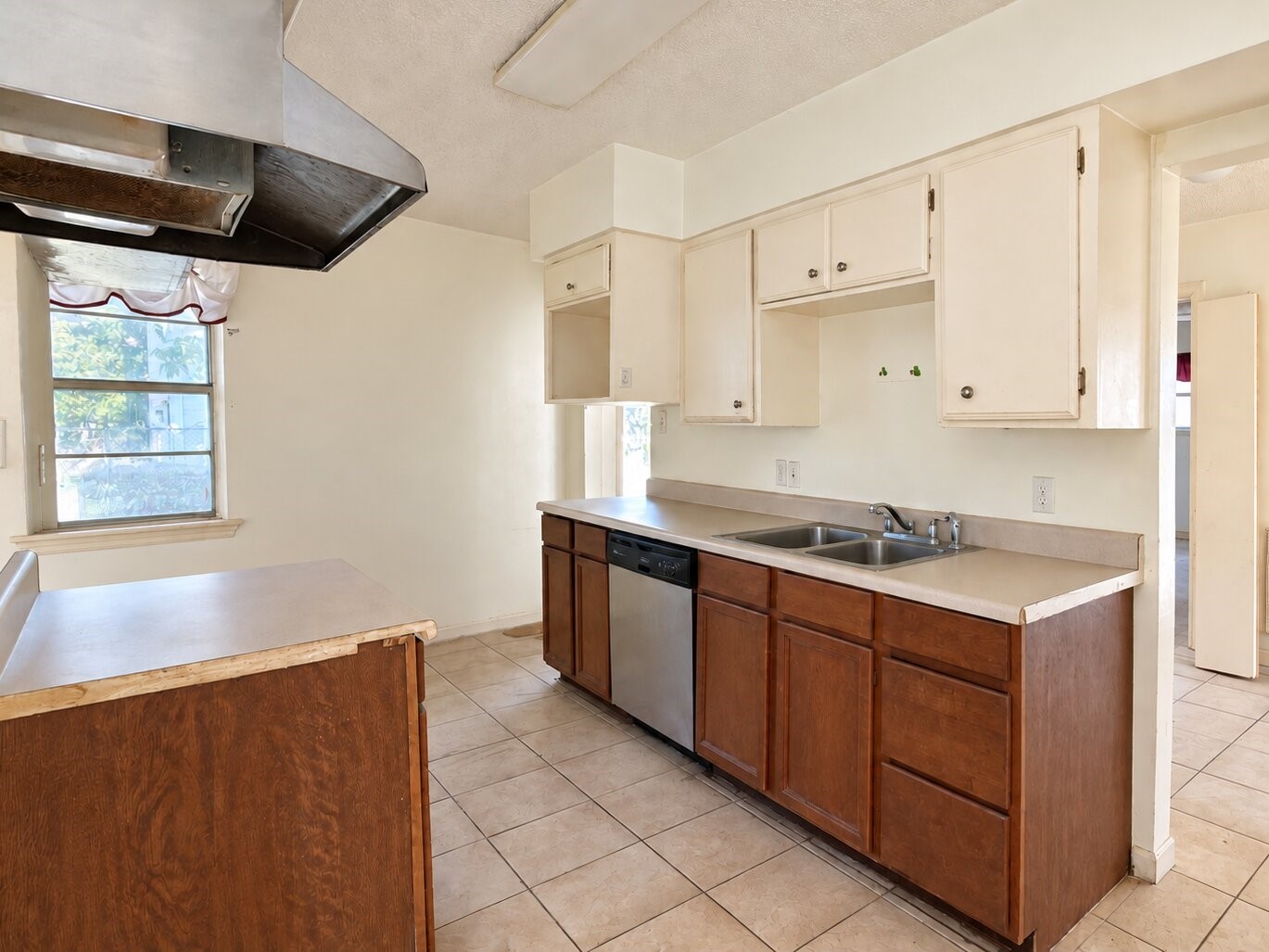 1510 24th Street Property Photo 12