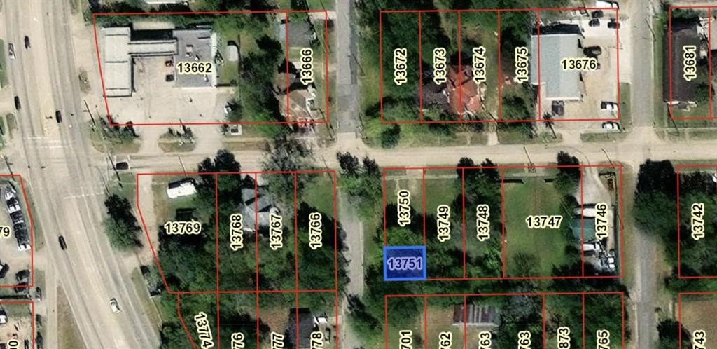 236 Oakland Street Property Photo 7