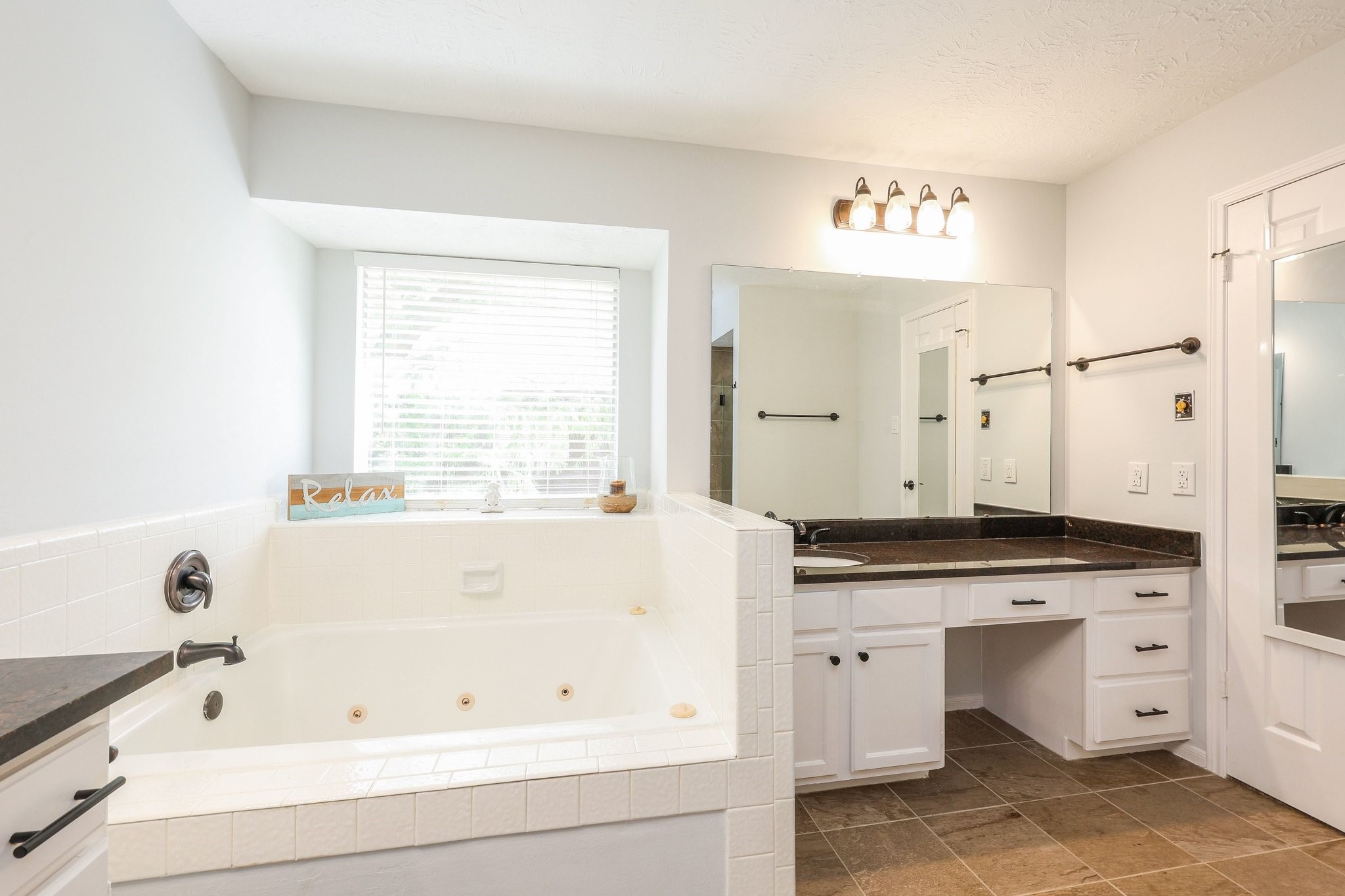 15002 Chetland Place Drive Property Photo 18