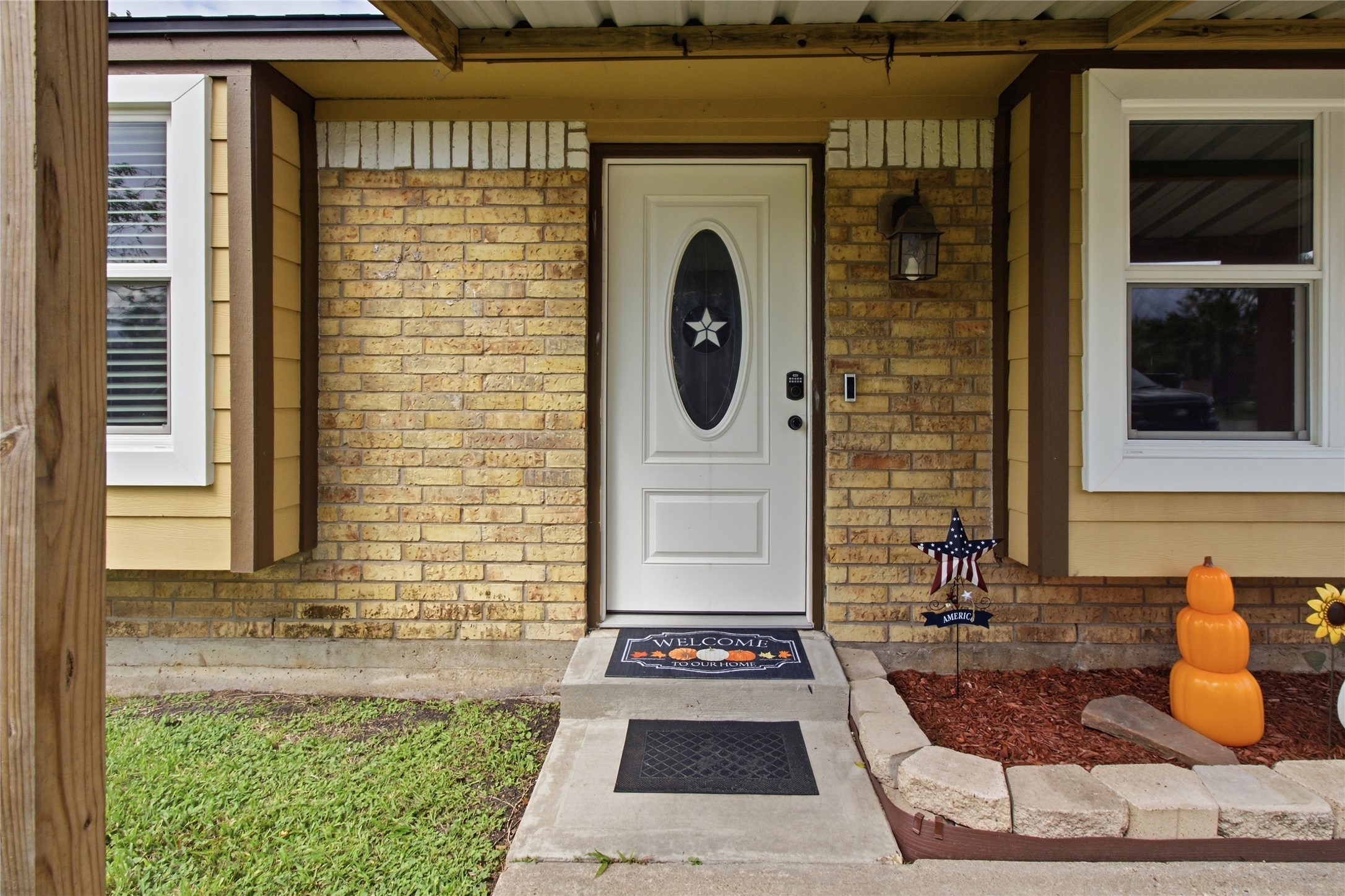 5106 3rd Street Property Photo 5