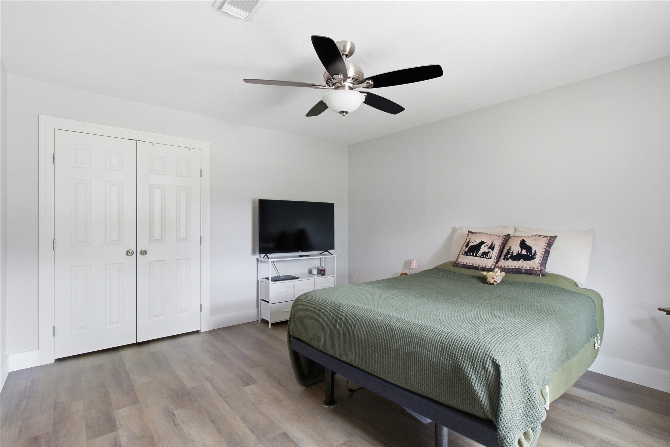 5106 3rd Street Property Photo 13