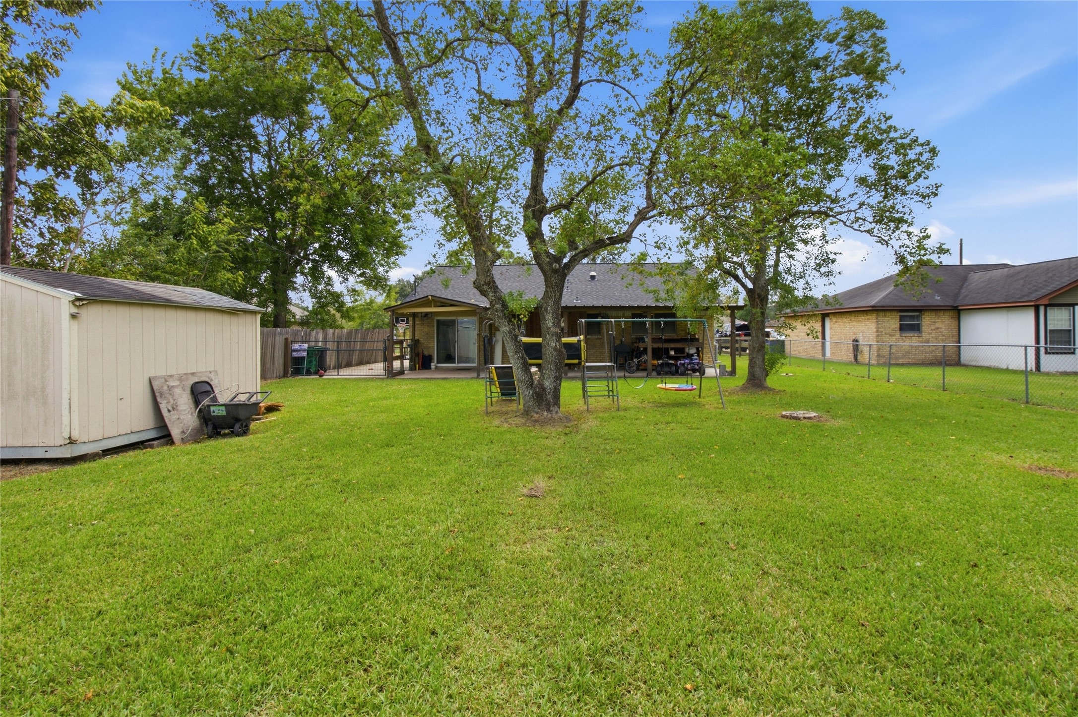 5106 3rd Street Property Photo 25