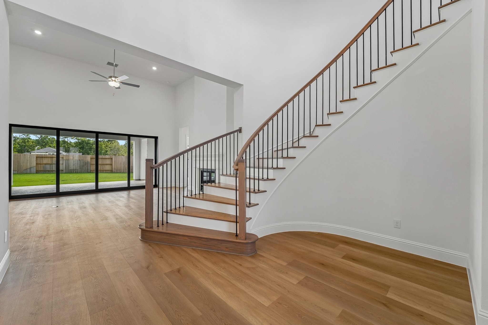 15811 Red Willow Court Property Photo 4