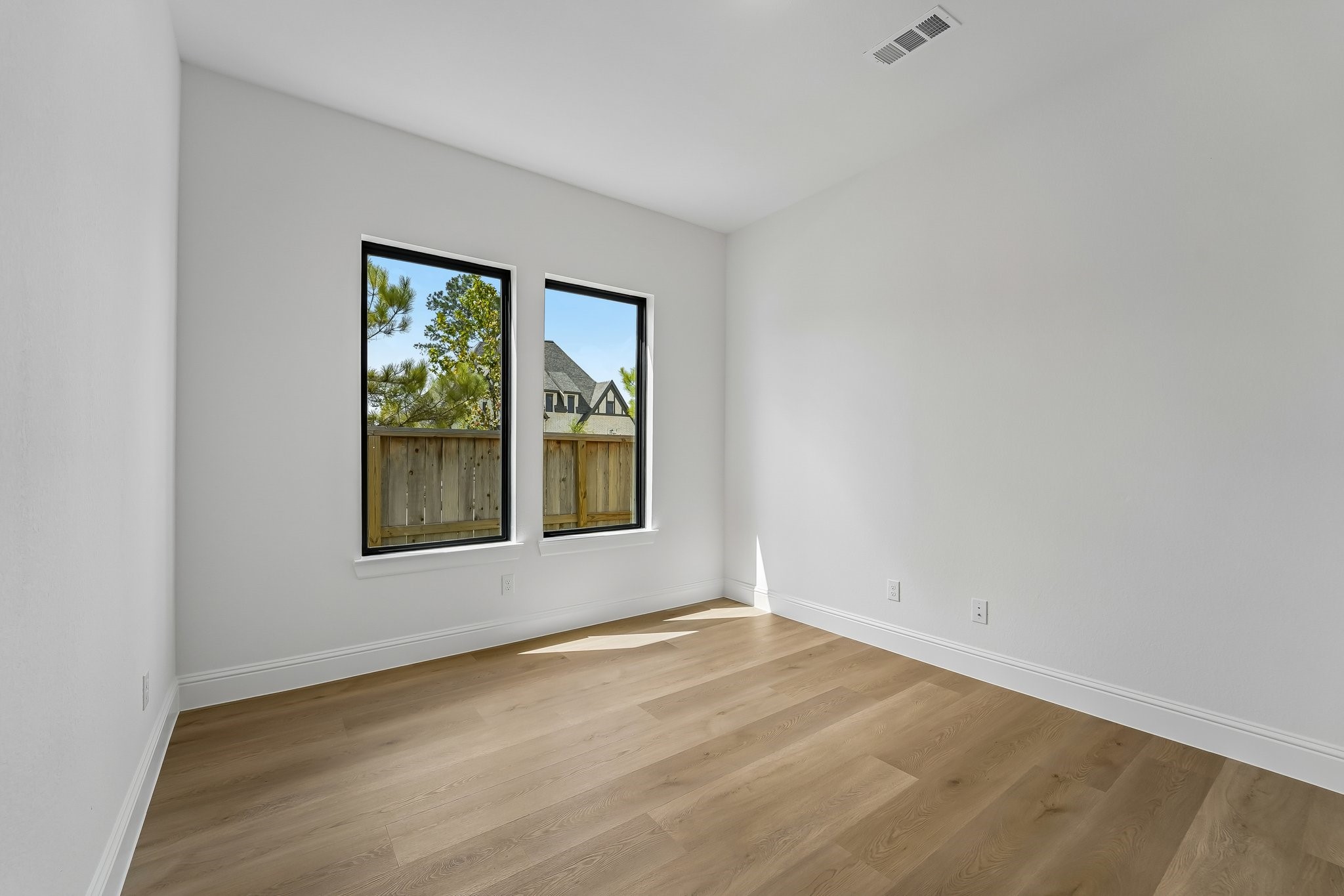 15811 Red Willow Court Property Photo 10