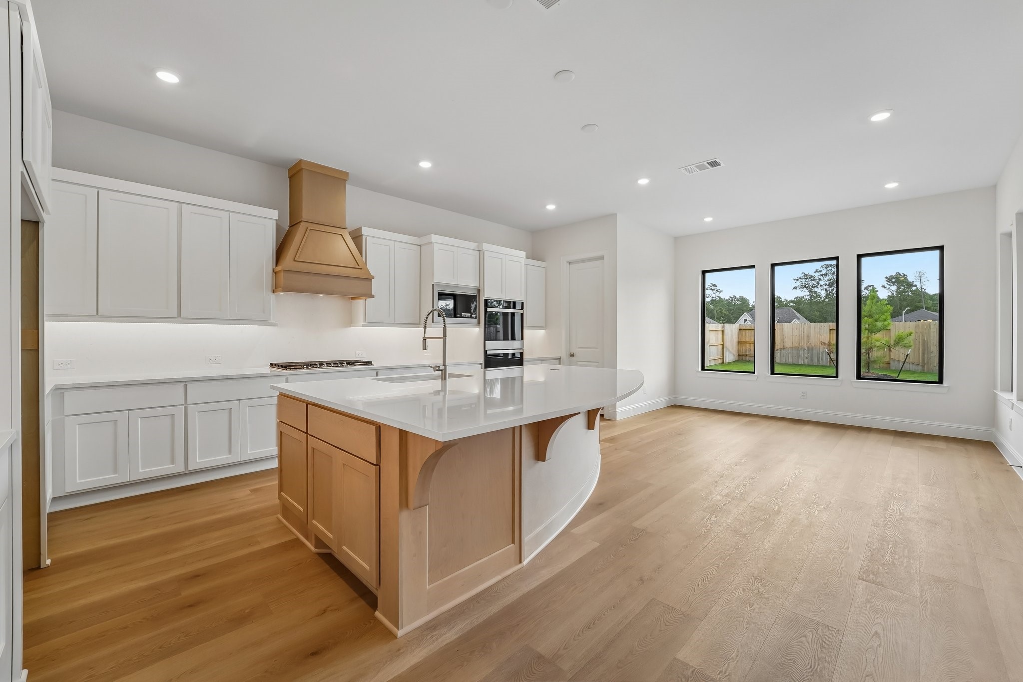 15811 Red Willow Court Property Photo 14