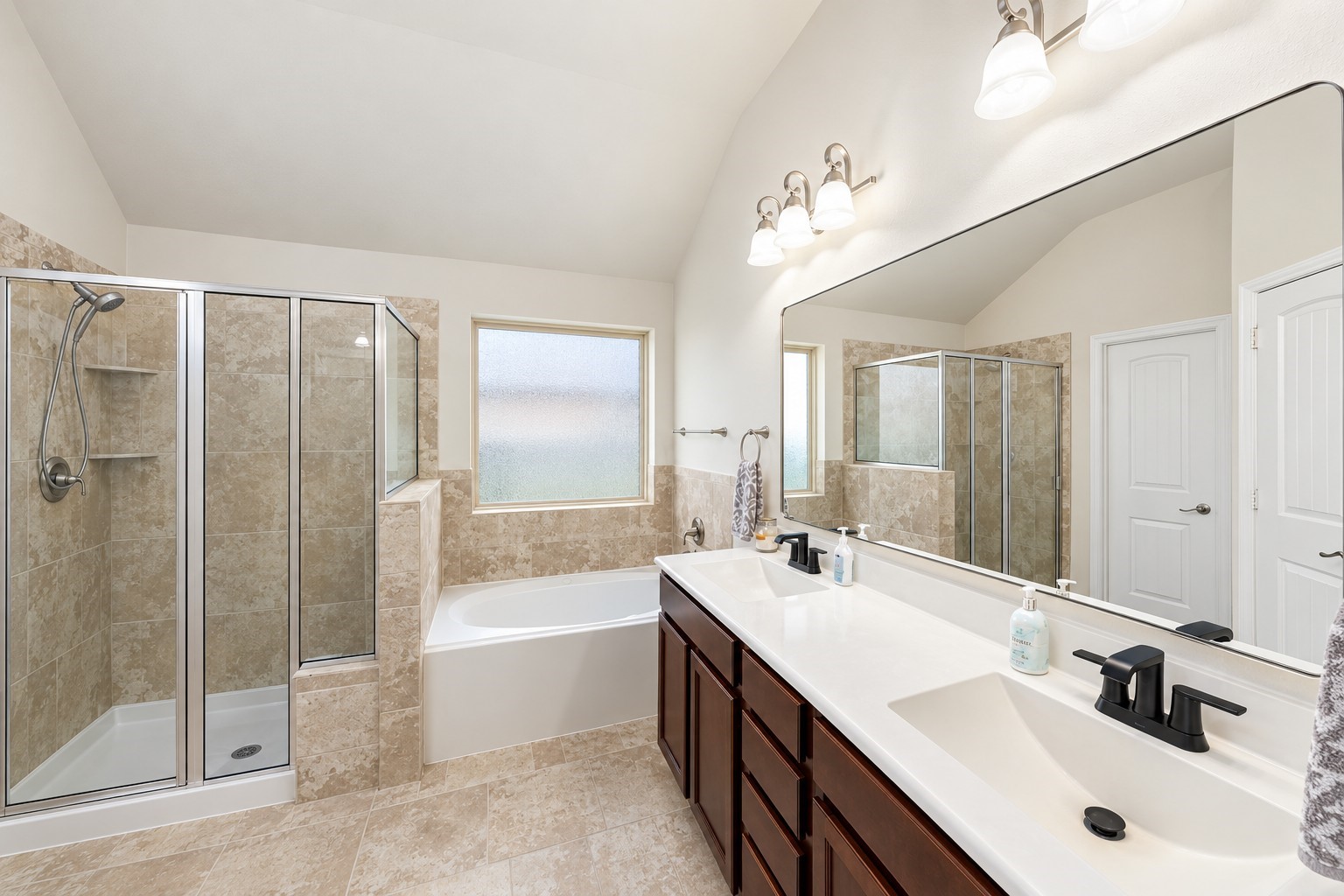 5215 Green Heath Lane Property Photo 18