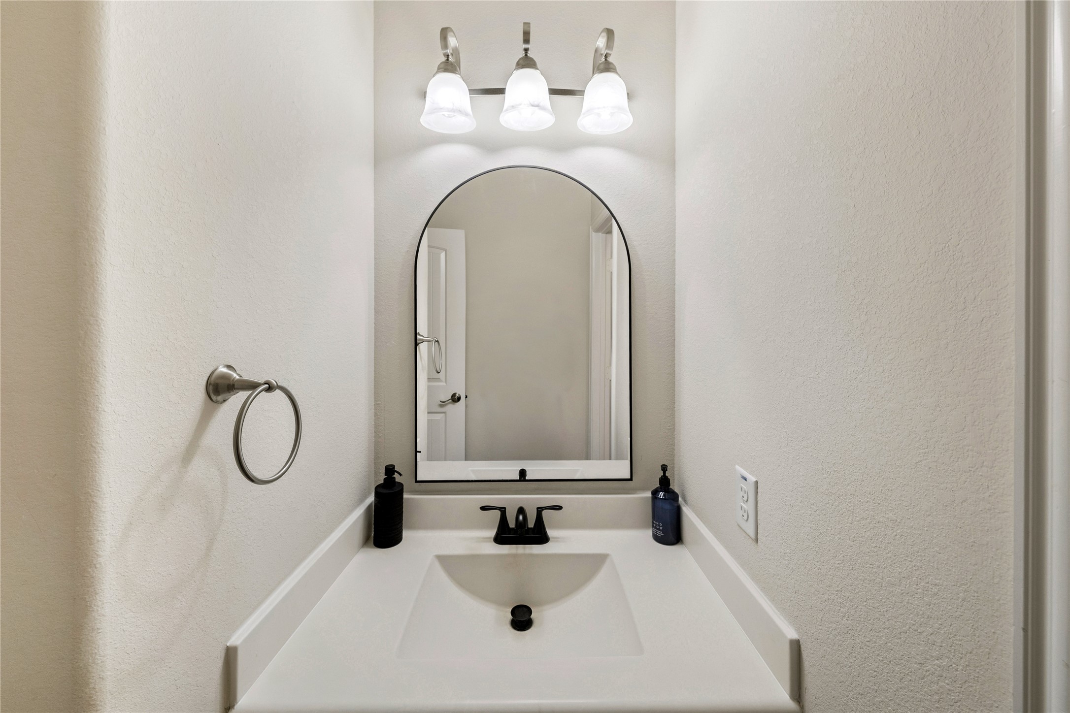 5215 Green Heath Lane Property Photo 21