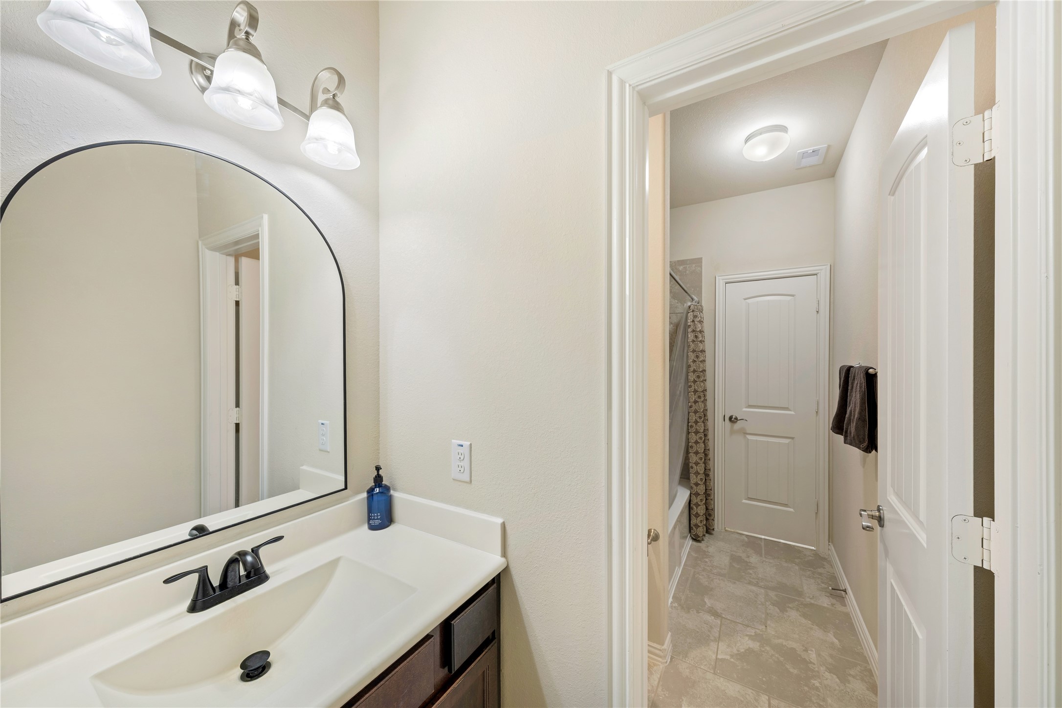 5215 Green Heath Lane Property Photo 22