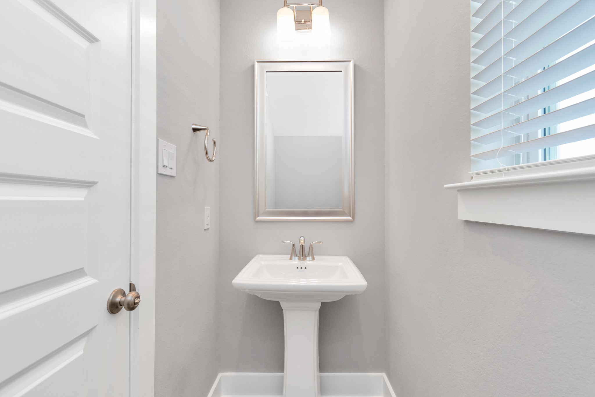2715 Katri Way Property Photo 17